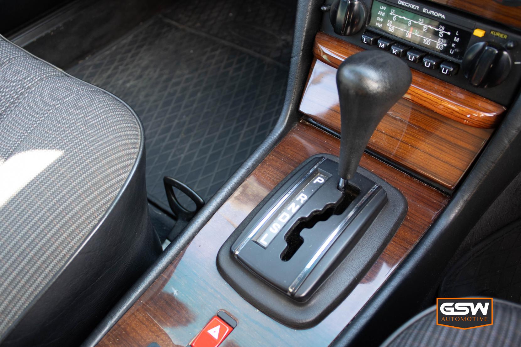 Mercedes-Benz 230 2.3 CE Coupe (1977 - 1992)