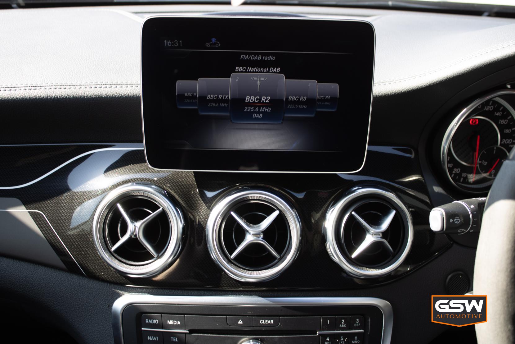 Mercedes-Benz GLA 2.0 GLA45 AMG SUV 5dr Petrol SpdS DCT 4MATIC Euro 6 (s/s) (360 ps)