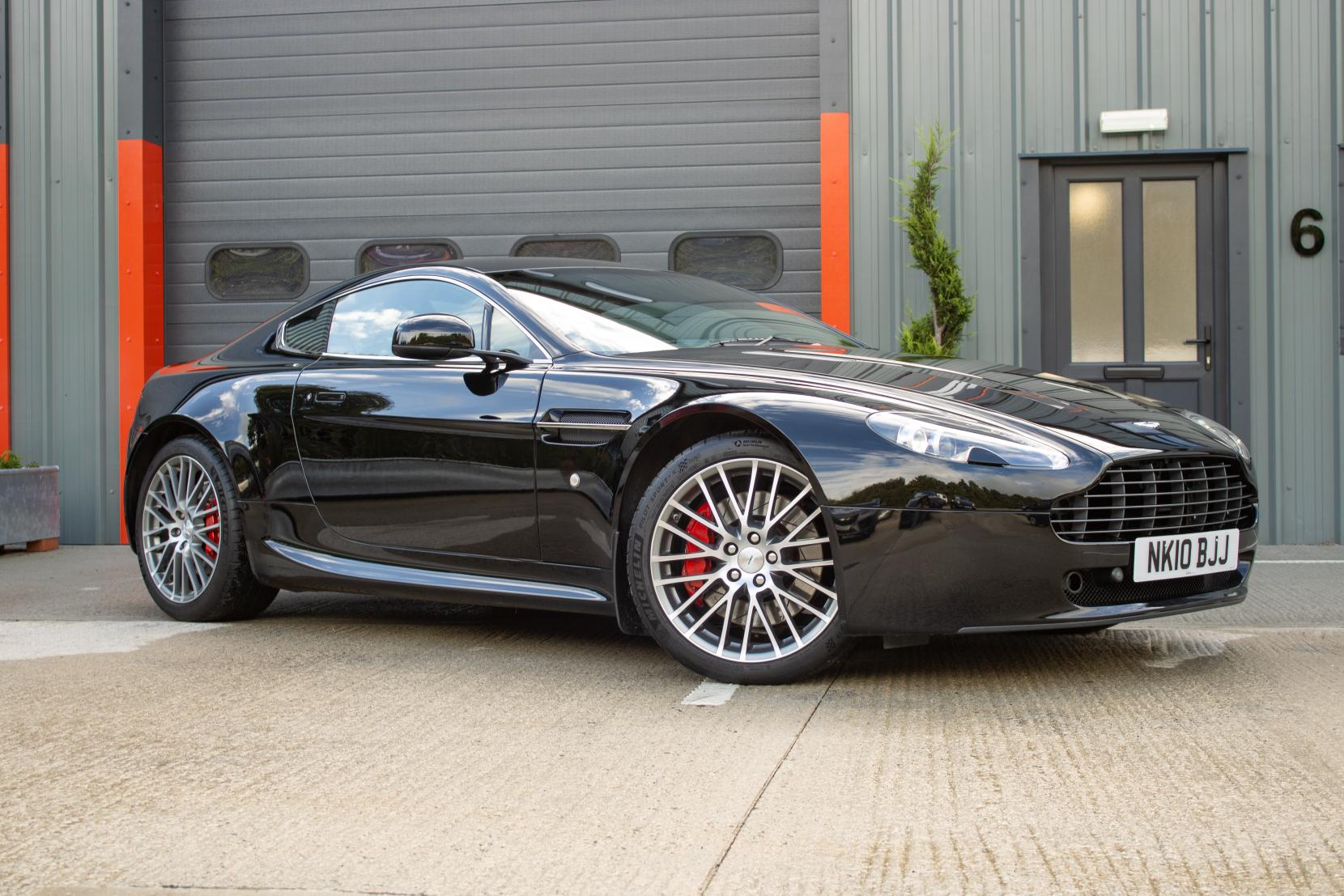 Aston Martin Vantage 4.7 V8 Coupe 2dr Petrol Manual Euro 4 (420 bhp)