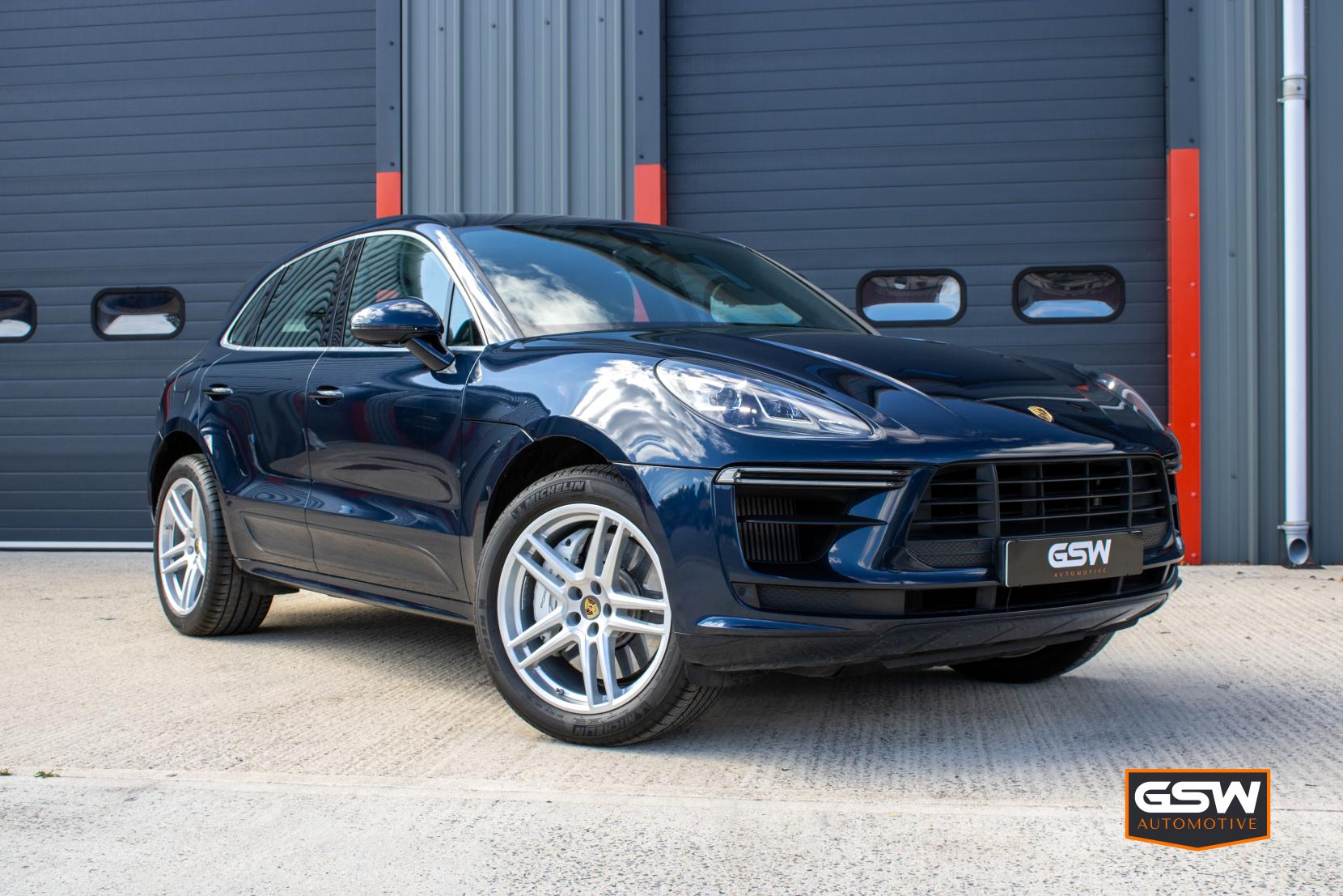 2020 Porsche Macan