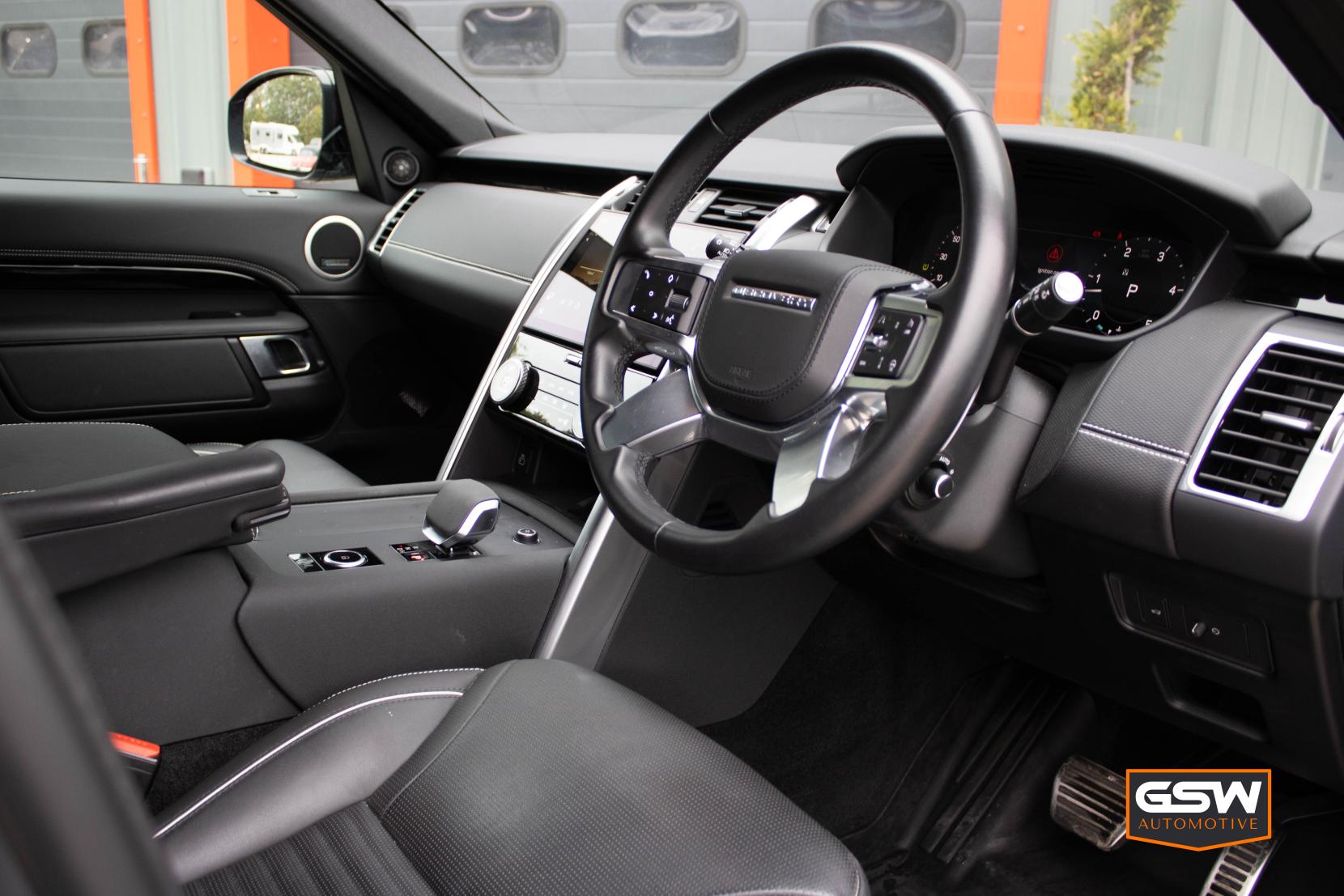 Land Rover Discovery 3.0 D300 MHEV R-Dynamic HSE SUV 5dr Diesel Auto 4WD Euro 6 (s/s) (300 ps)