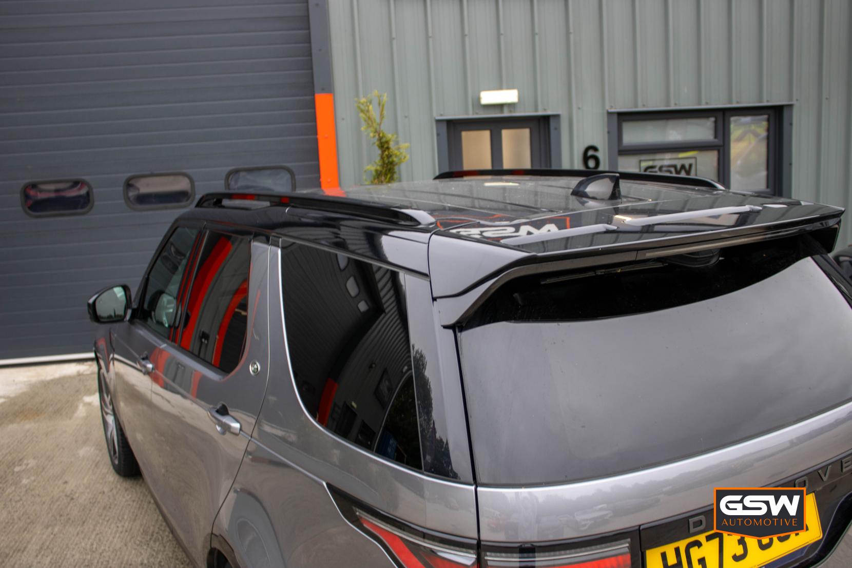 Land Rover Discovery 3.0 D300 MHEV R-Dynamic HSE SUV 5dr Diesel Auto 4WD Euro 6 (s/s) (300 ps)