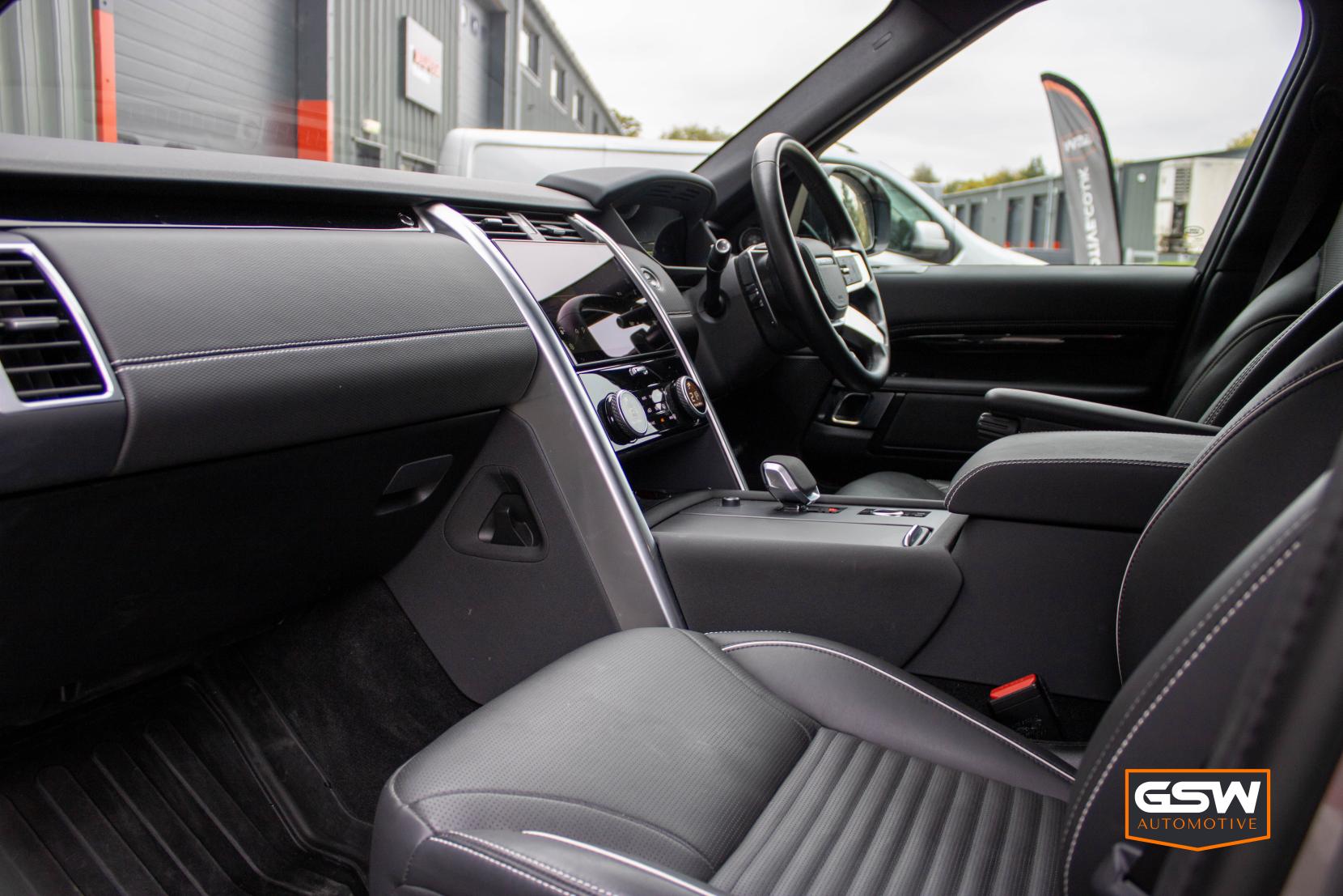 Land Rover Discovery 3.0 D300 MHEV R-Dynamic HSE SUV 5dr Diesel Auto 4WD Euro 6 (s/s) (300 ps)