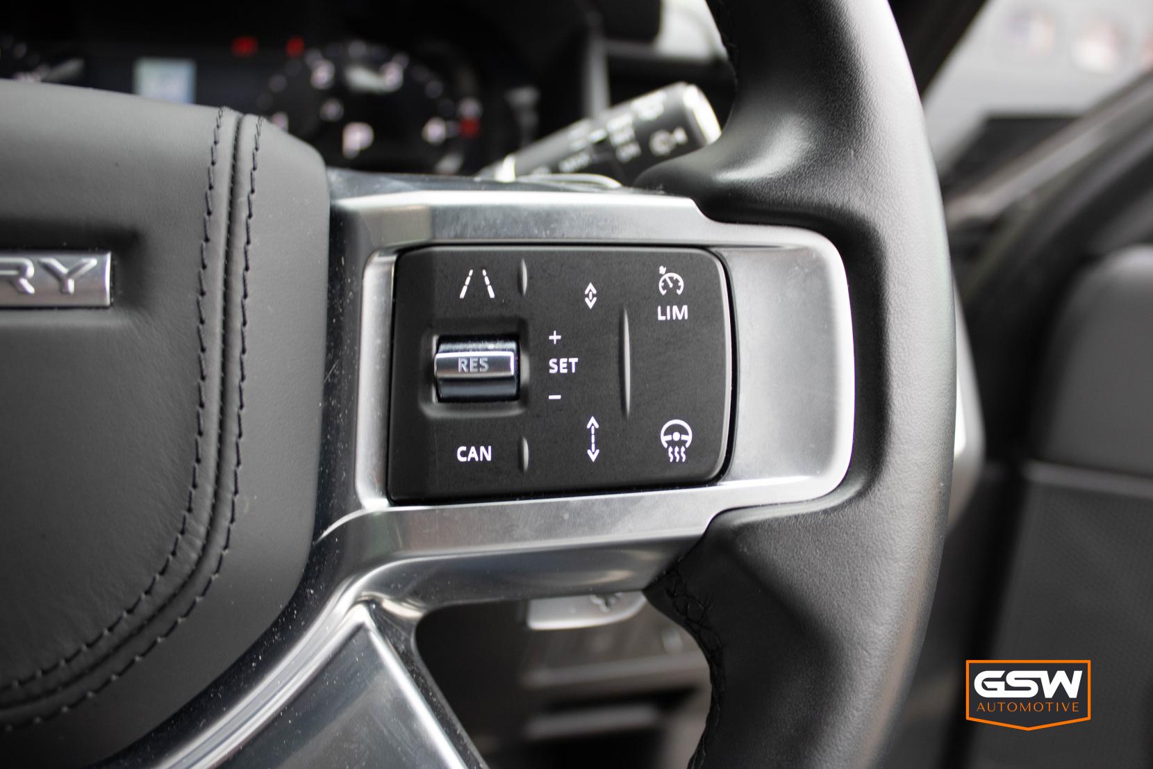 Land Rover Discovery 3.0 D300 MHEV R-Dynamic HSE SUV 5dr Diesel Auto 4WD Euro 6 (s/s) (300 ps)