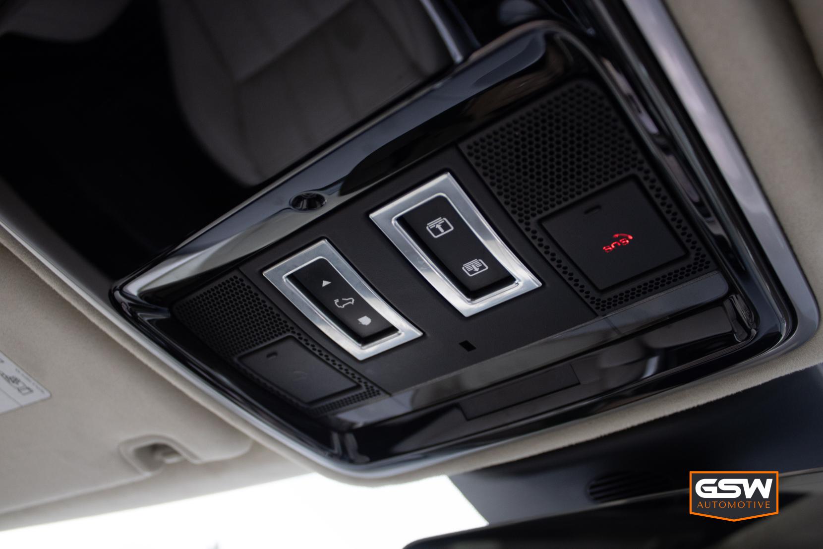 Land Rover Range Rover Sport 4.4 SD V8 Autobiography Dynamic SUV 5dr Diesel Auto 4WD Euro 6 (s/s) (339 ps)