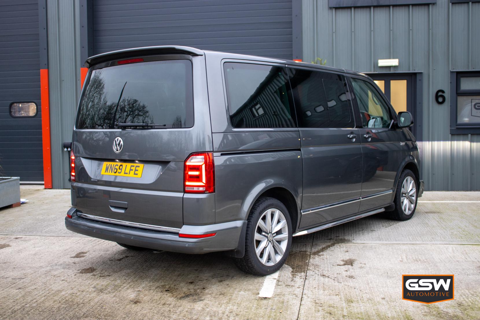 Volkswagen Caravelle 2.0 BiTDI Executive MPV 5dr Diesel DSG Euro 6 (s/s) (199 ps)