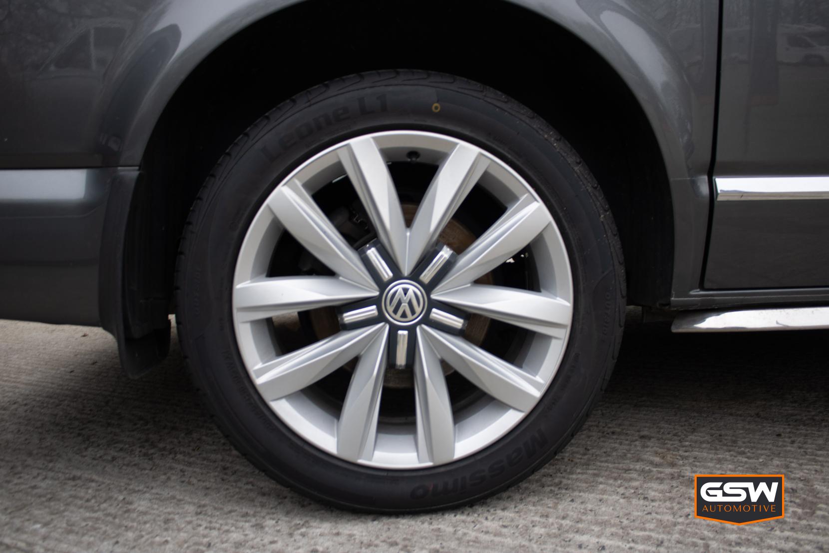 Volkswagen Caravelle 2.0 BiTDI Executive MPV 5dr Diesel DSG Euro 6 (s/s) (199 ps)