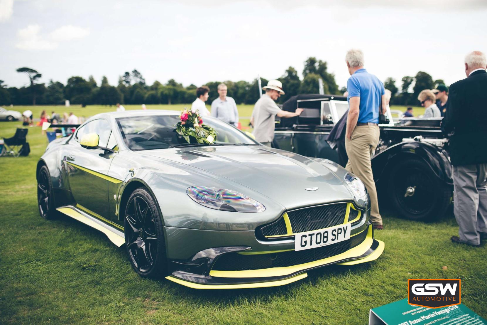 Aston Martin Vantage 4.7 V8 SUPERCHARGED GT8 Coupe 2dr Petrol Manual Euro 6 (608 BHP)