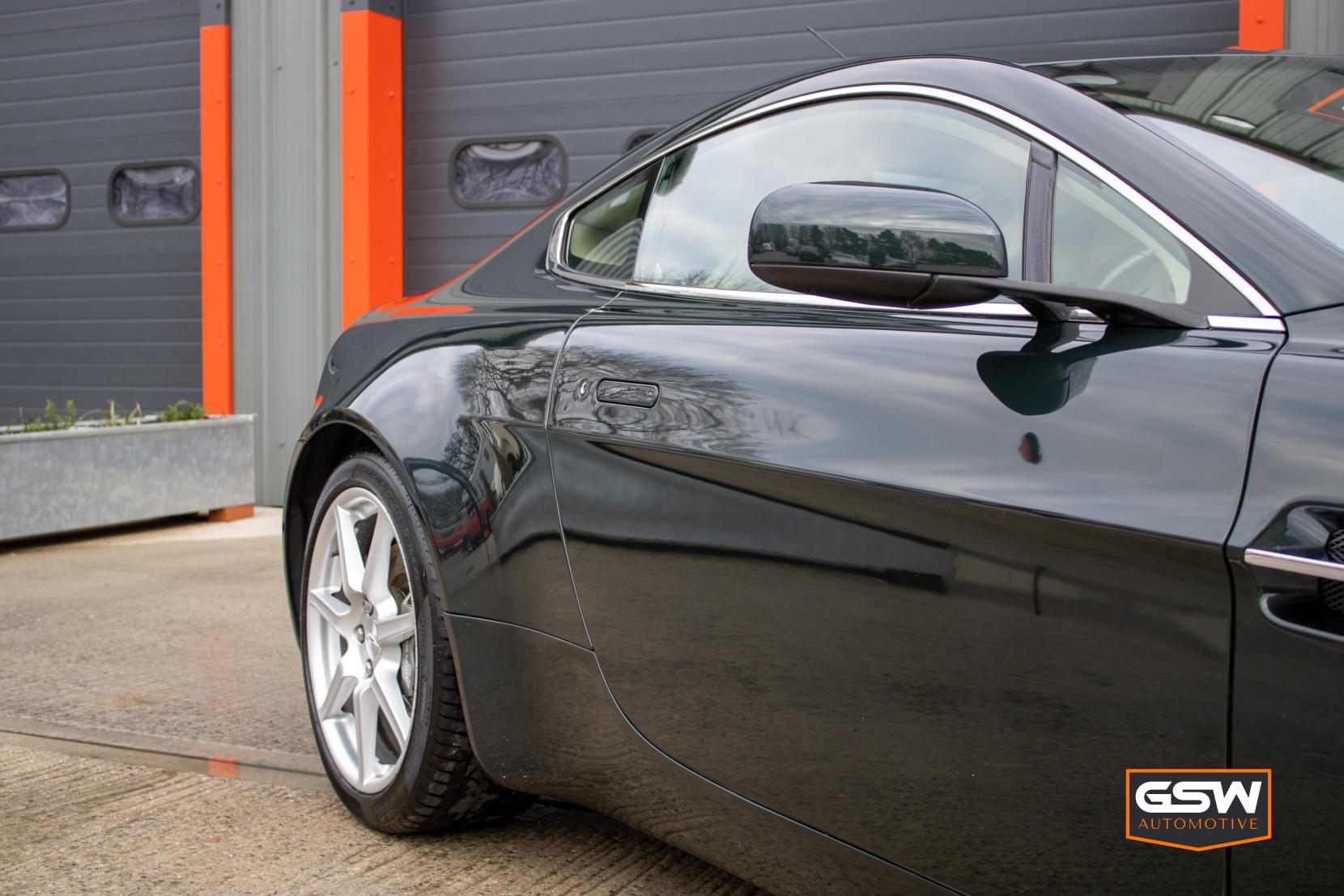 Aston Martin Vantage 4.3 V8 Coupe 2dr Petrol Manual Euro 4 (380 bhp)