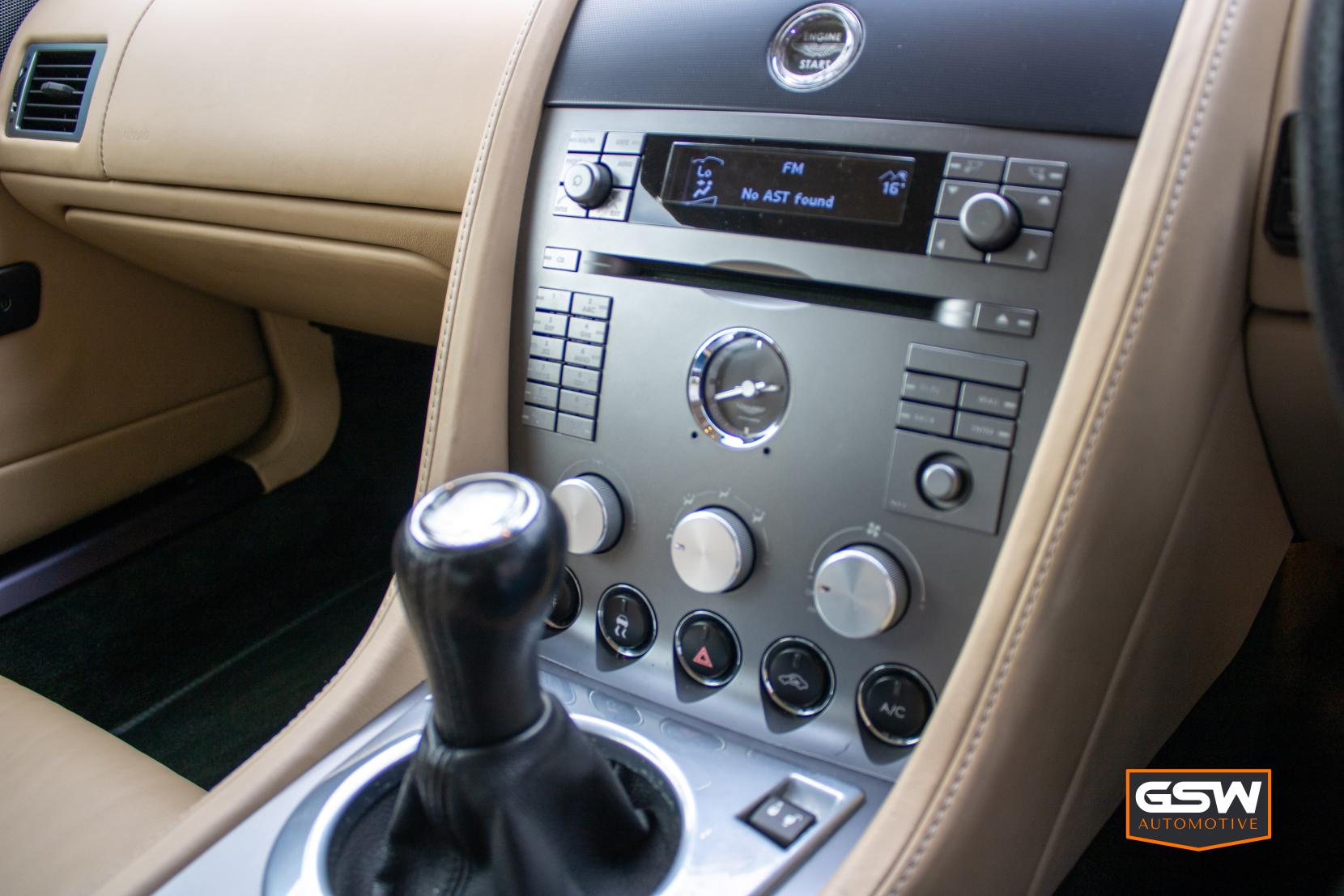 Aston Martin Vantage 4.3 V8 Coupe 2dr Petrol Manual Euro 4 (380 bhp)