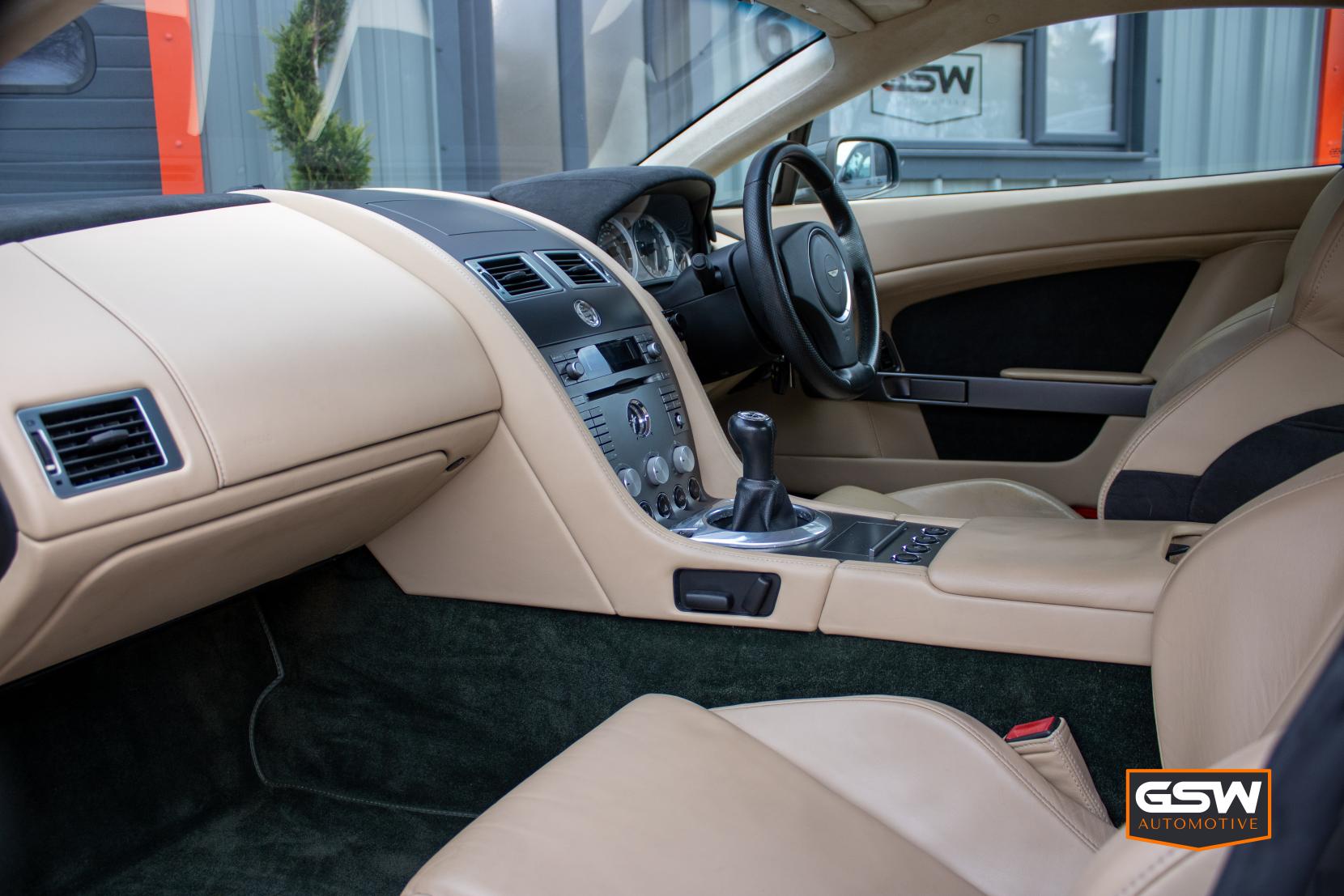 Aston Martin Vantage 4.3 V8 Coupe 2dr Petrol Manual Euro 4 (380 bhp)