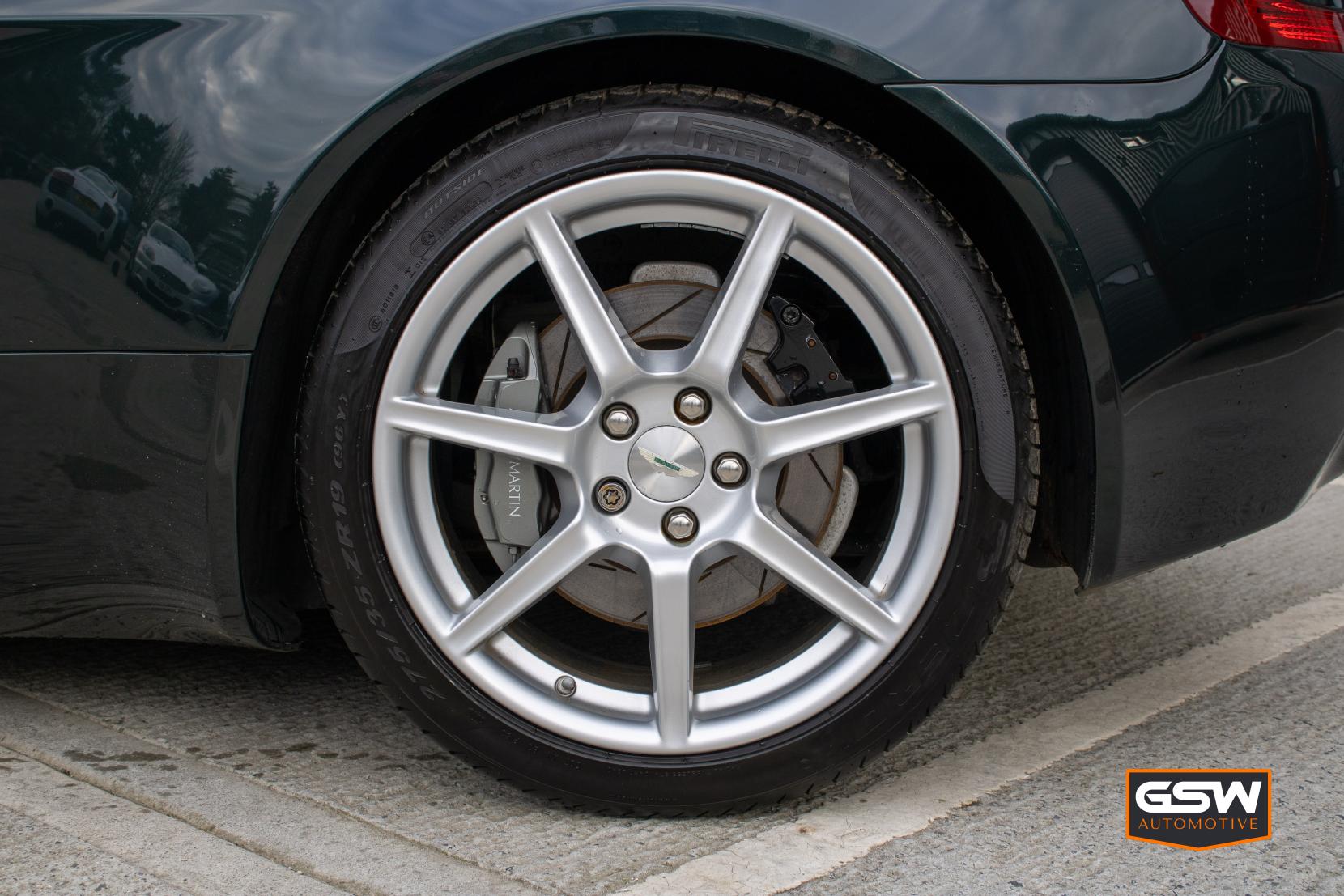 Aston Martin Vantage 4.3 V8 Coupe 2dr Petrol Manual Euro 4 (380 bhp)