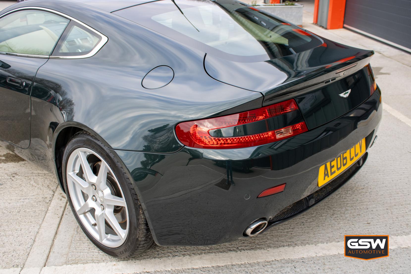 Aston Martin Vantage 4.3 V8 Coupe 2dr Petrol Manual Euro 4 (380 bhp)