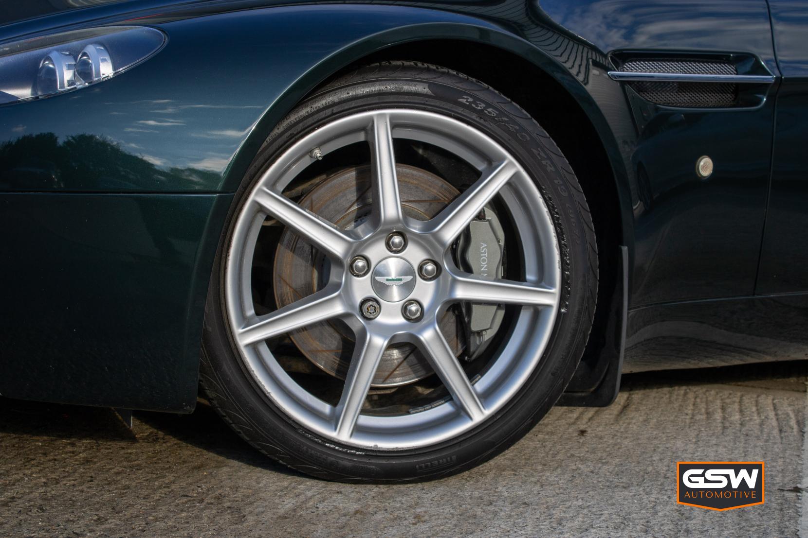 Aston Martin Vantage 4.3 V8 Coupe 2dr Petrol Manual Euro 4 (380 bhp)