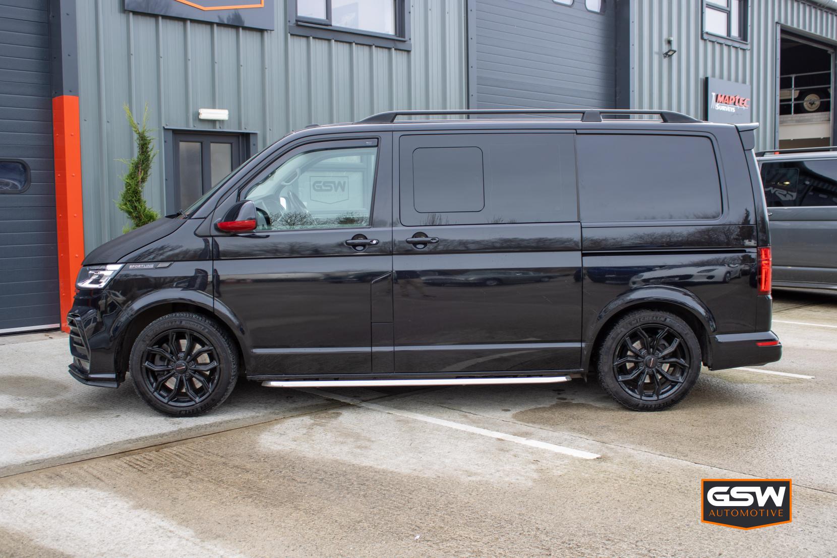 Volkswagen Transporter 2.0 BiTDI T32 Sportline Crew Van Double Cab 5dr Diesel DSG FWD SWB Euro 6 (s/s) (204 ps)