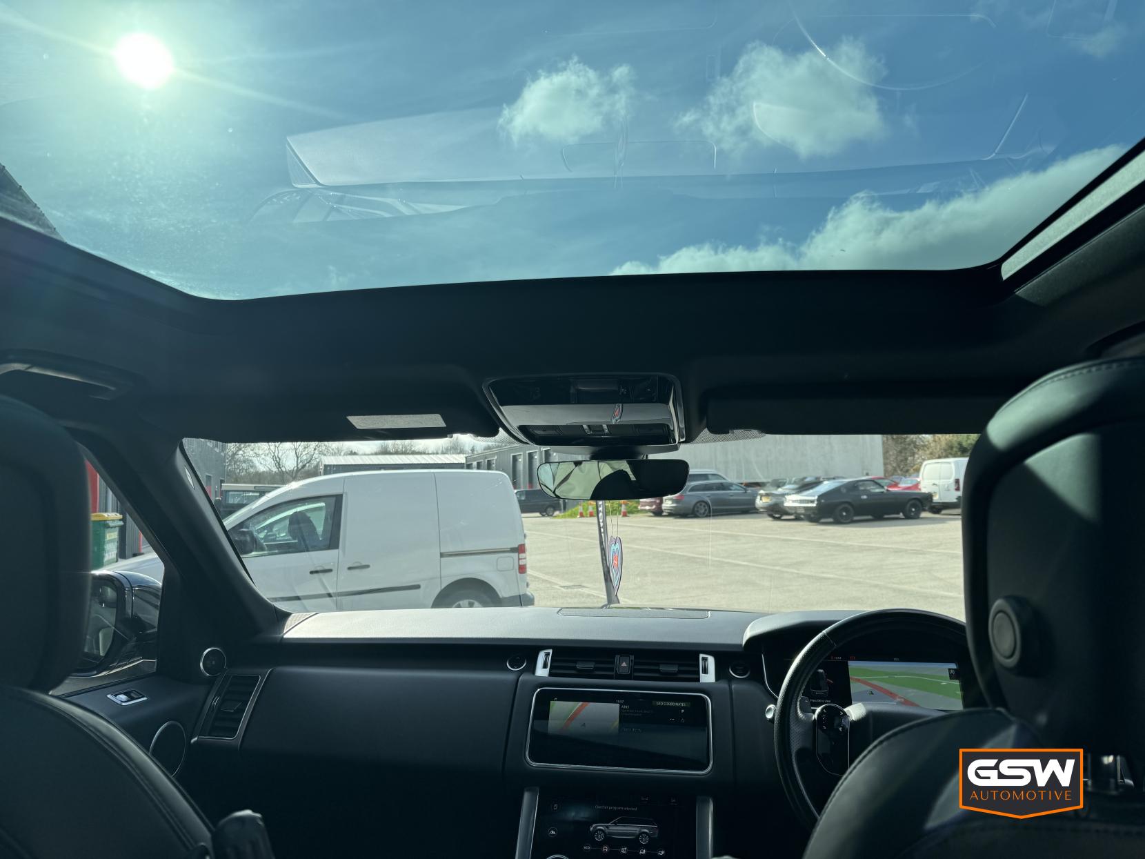 Land Rover Range Rover Sport 3.0 SD V6 HSE SUV 5dr Diesel Auto 4WD Euro 6 (s/s) (306 ps)