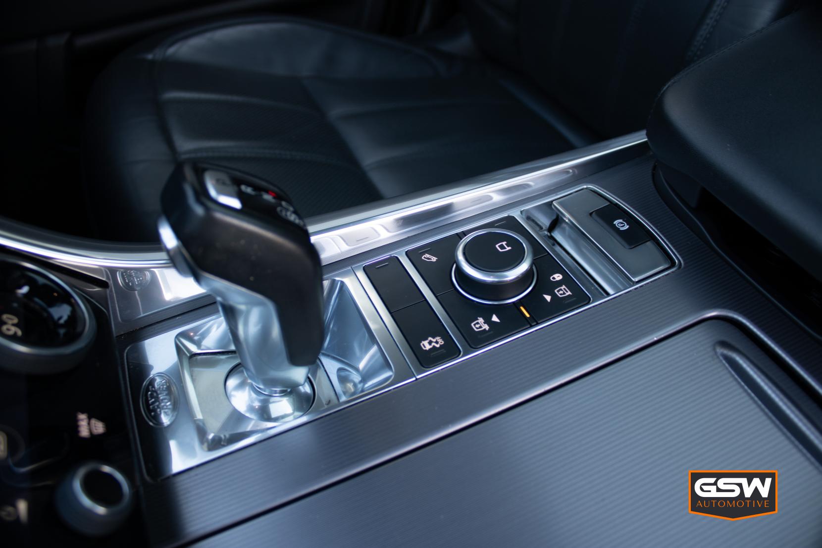 Land Rover Range Rover Sport 3.0 SD V6 HSE SUV 5dr Diesel Auto 4WD Euro 6 (s/s) (306 ps)