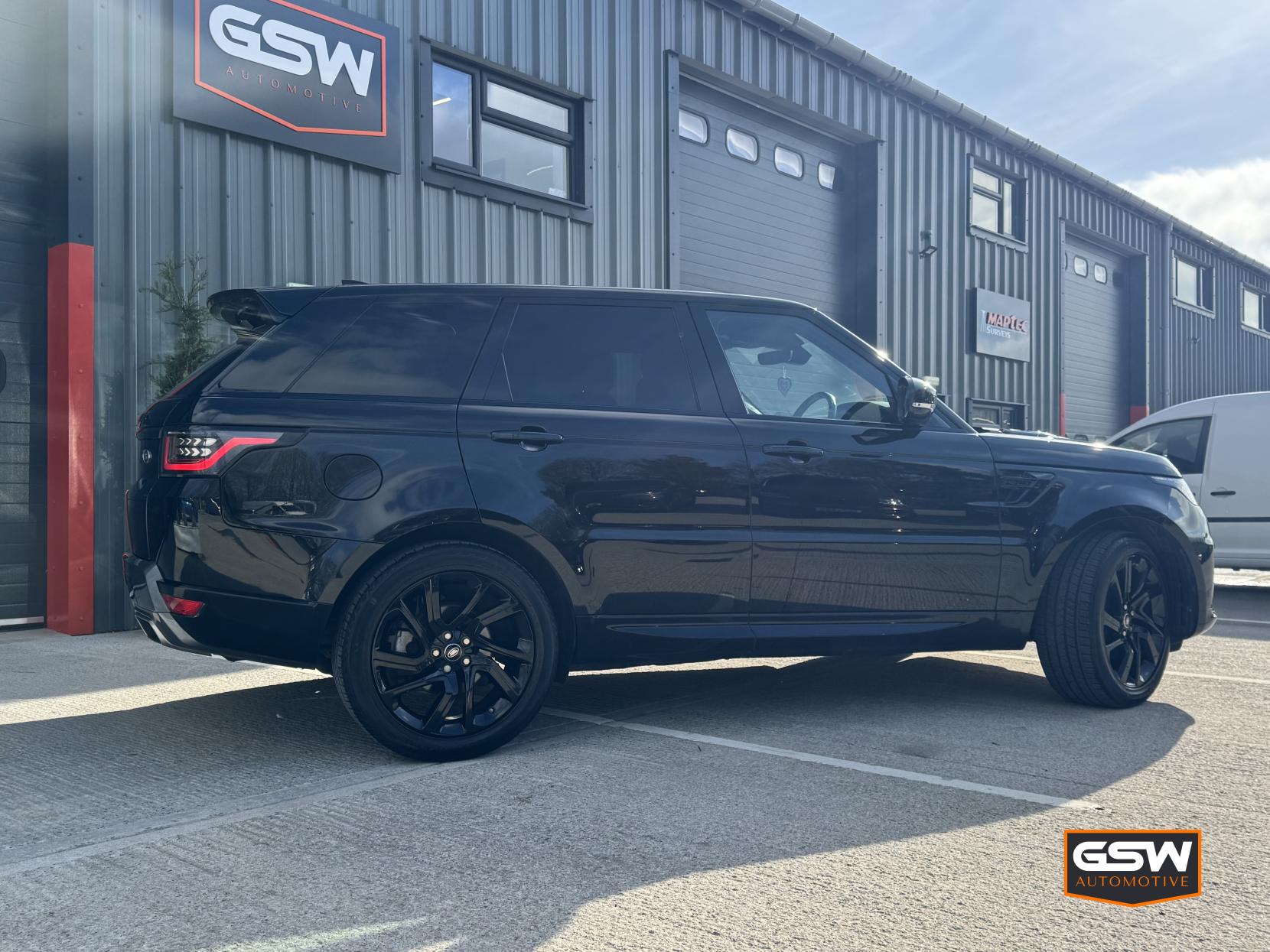 Land Rover Range Rover Sport 3.0 SD V6 HSE SUV 5dr Diesel Auto 4WD Euro 6 (s/s) (306 ps)