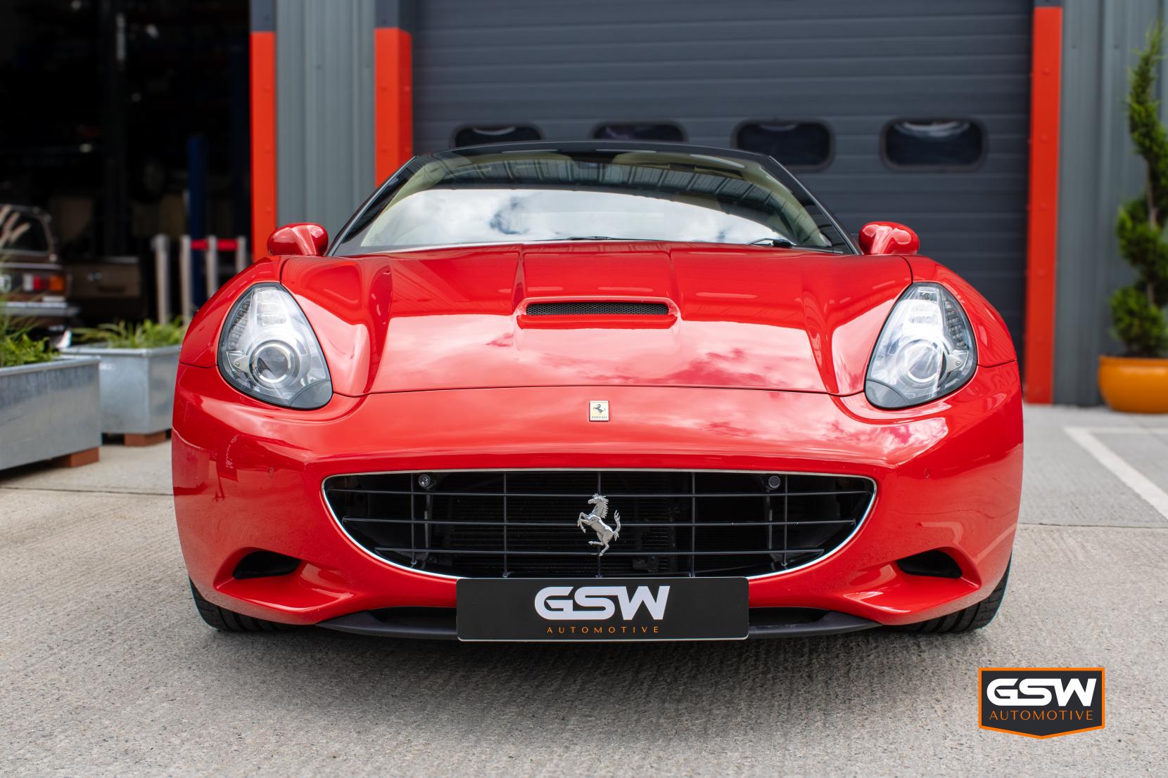 Ferrari California 4.3 Convertible 2dr Petrol F1 DCT Euro 5 (453 bhp)