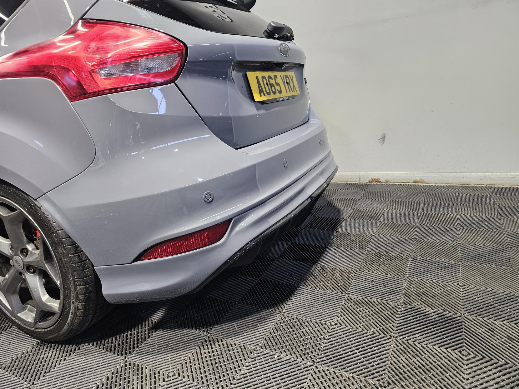 Ford Focus 2.0T EcoBoost ST-3 Hatchback 5dr Petrol Manual Euro 6 (s/s) (250 ps)