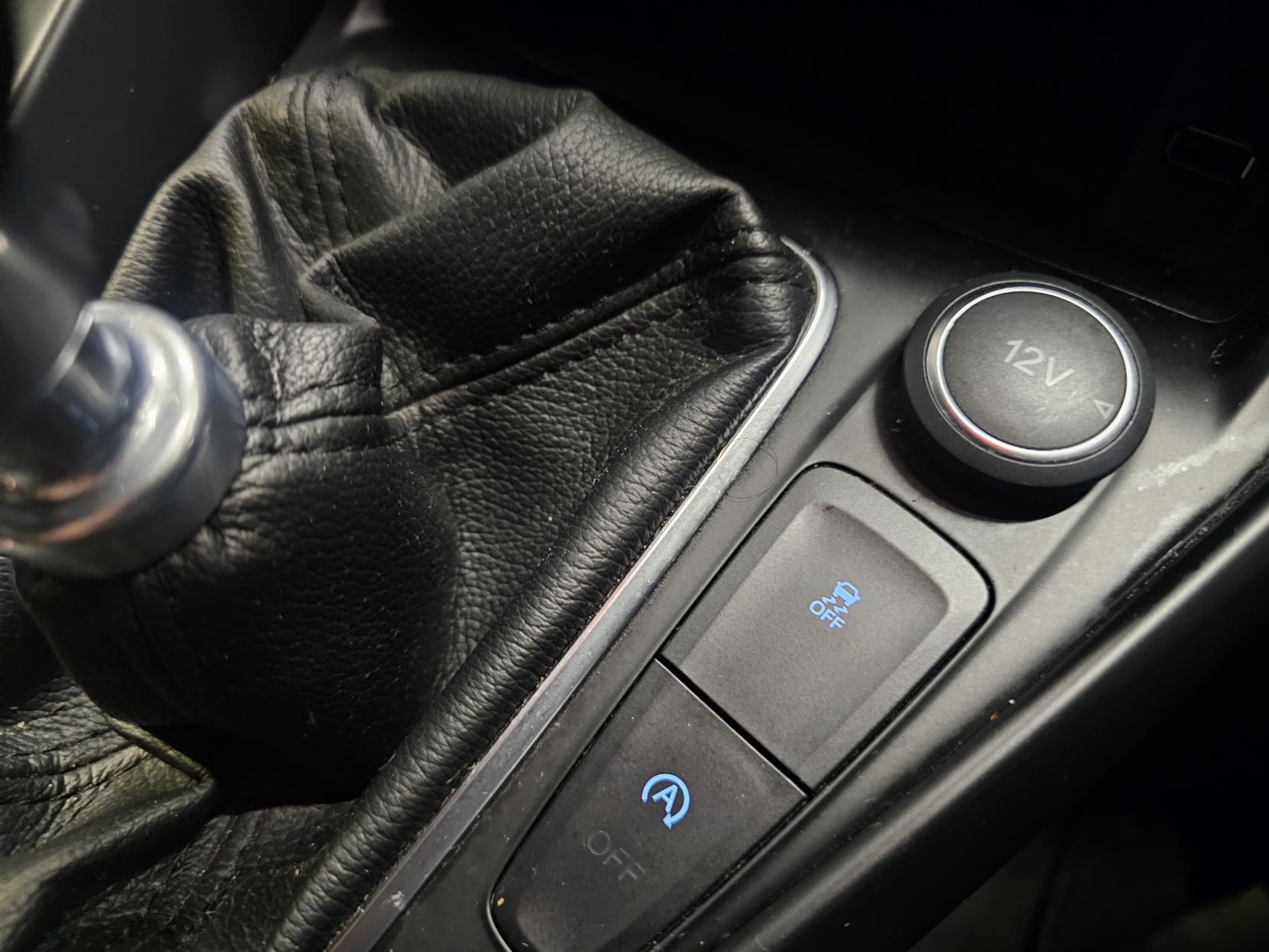 Ford Focus 2.0T EcoBoost ST-3 Hatchback 5dr Petrol Manual Euro 6 (s/s) (250 ps)