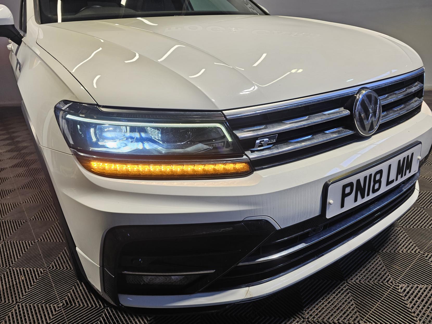 Volkswagen Tiguan 2.0 TDI R-Line SUV 5dr Diesel Manual Euro 6 (s/s) (150 ps)