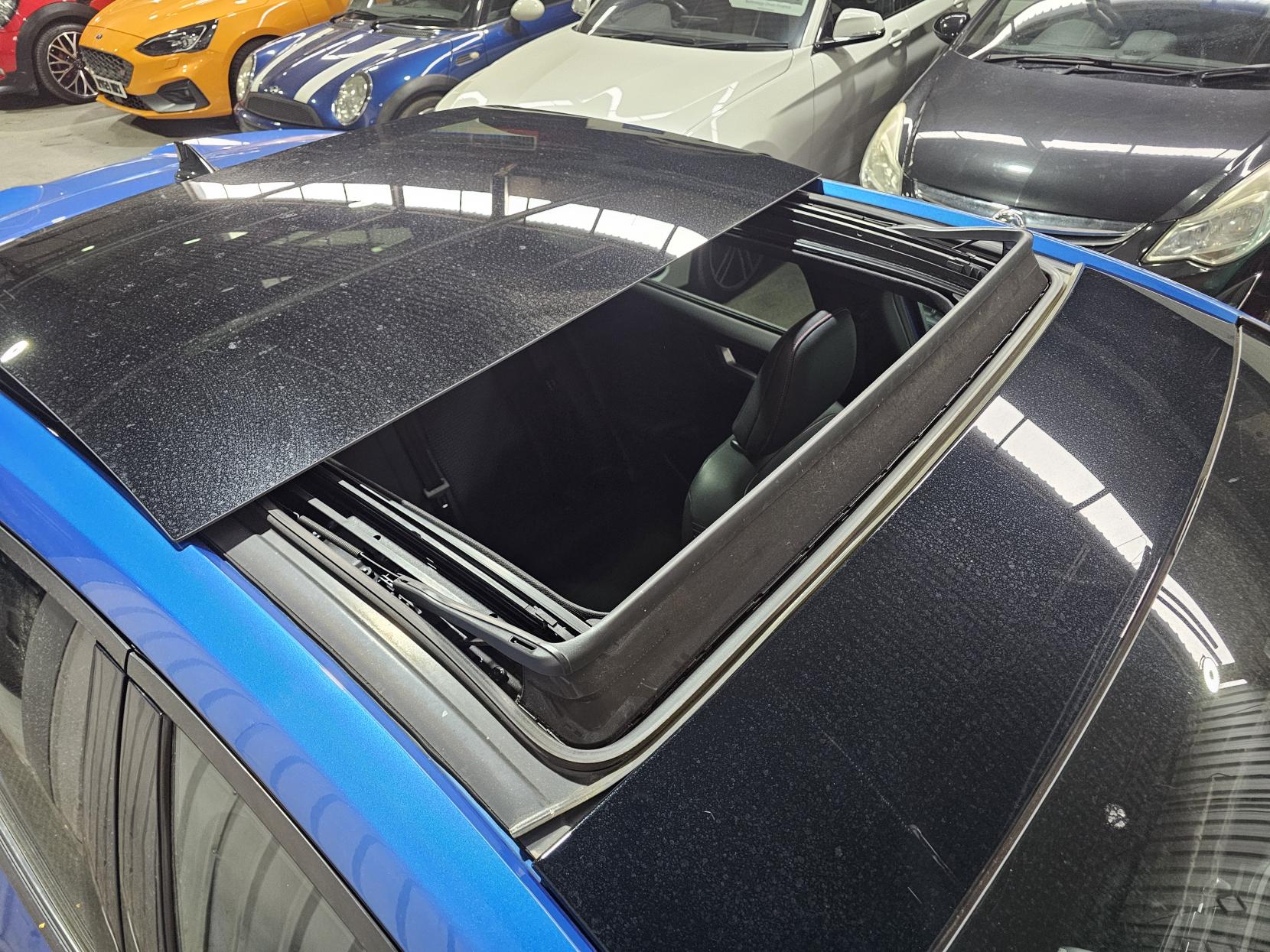 Ford Focus 1.0T EcoBoost ST-Line X Hatchback 5dr Petrol Manual Euro 6 (s/s) (125 ps)