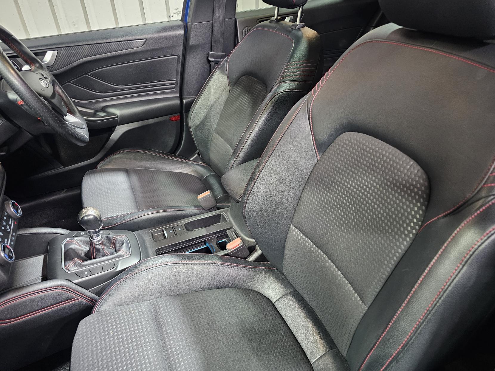 Ford Focus 1.0T EcoBoost ST-Line X Hatchback 5dr Petrol Manual Euro 6 (s/s) (125 ps)