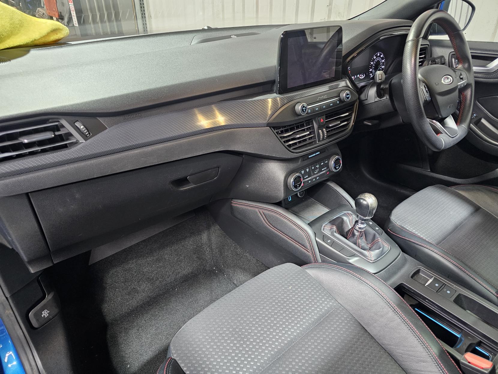 Ford Focus 1.0T EcoBoost ST-Line X Hatchback 5dr Petrol Manual Euro 6 (s/s) (125 ps)