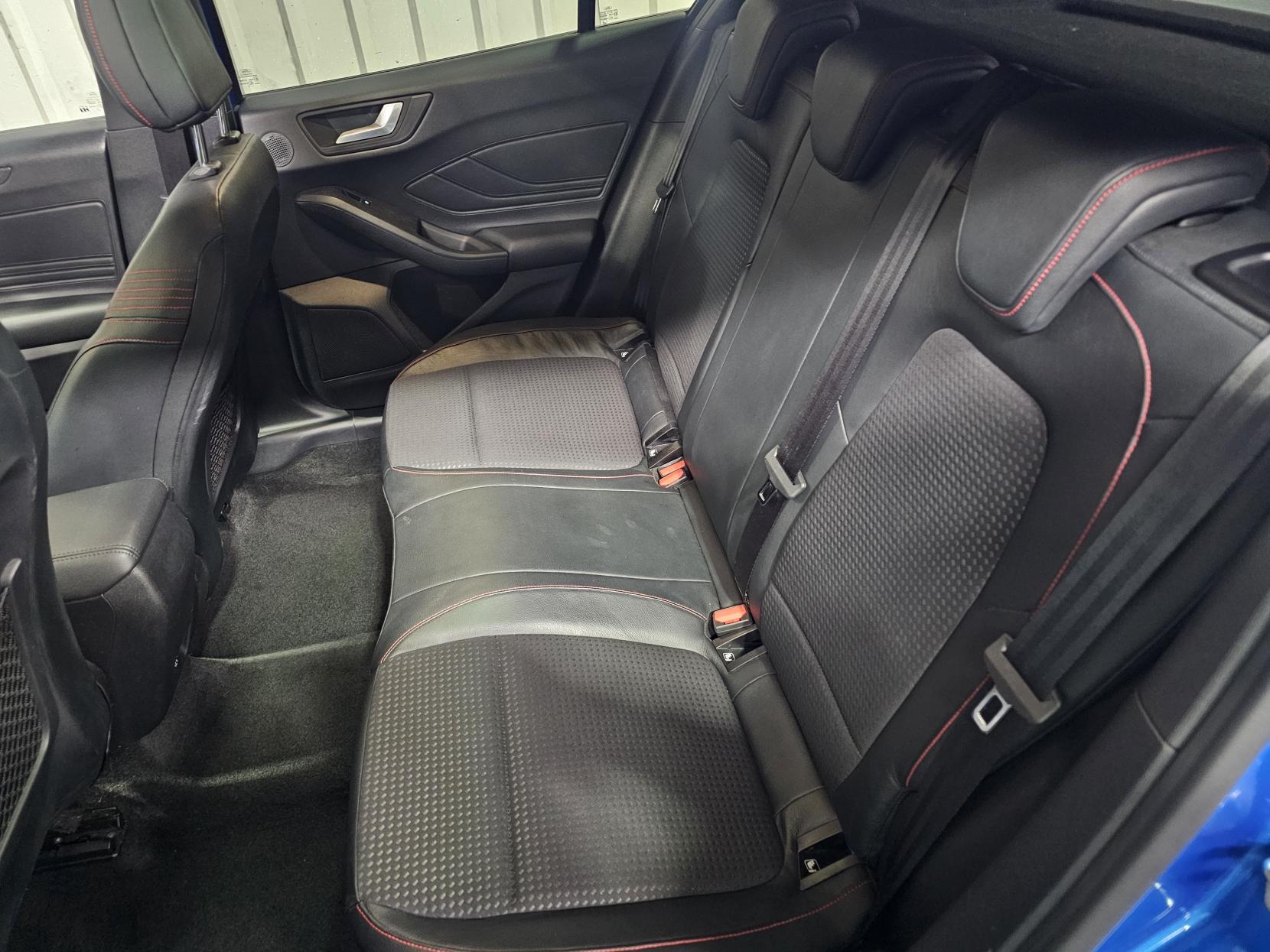 Ford Focus 1.0T EcoBoost ST-Line X Hatchback 5dr Petrol Manual Euro 6 (s/s) (125 ps)