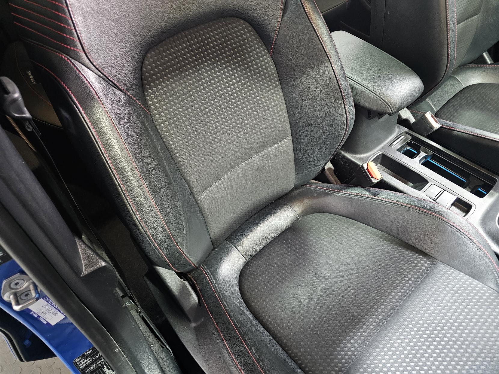 Ford Focus 1.0T EcoBoost ST-Line X Hatchback 5dr Petrol Manual Euro 6 (s/s) (125 ps)