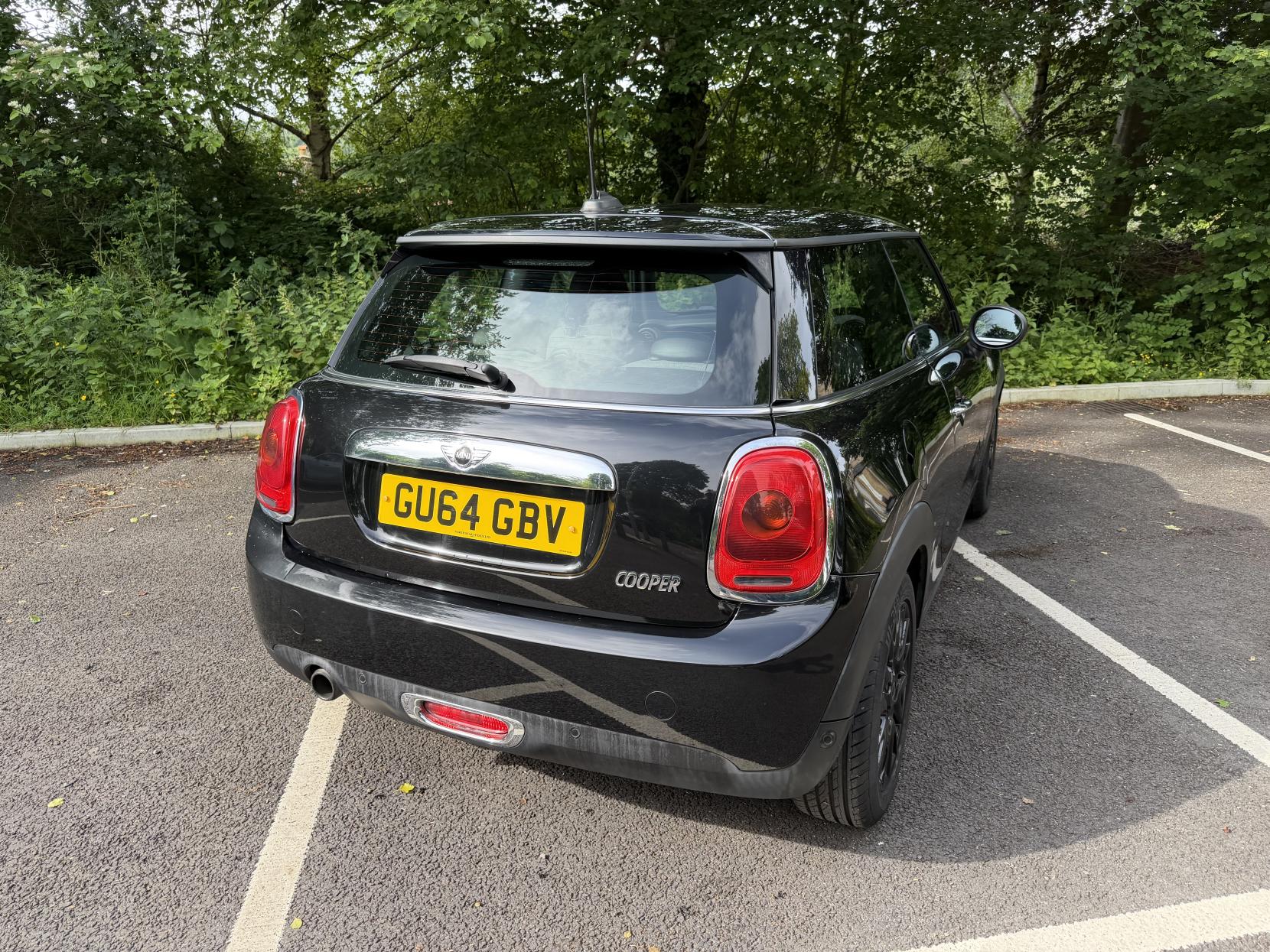 2014 Mini Hatch thumbnail 24