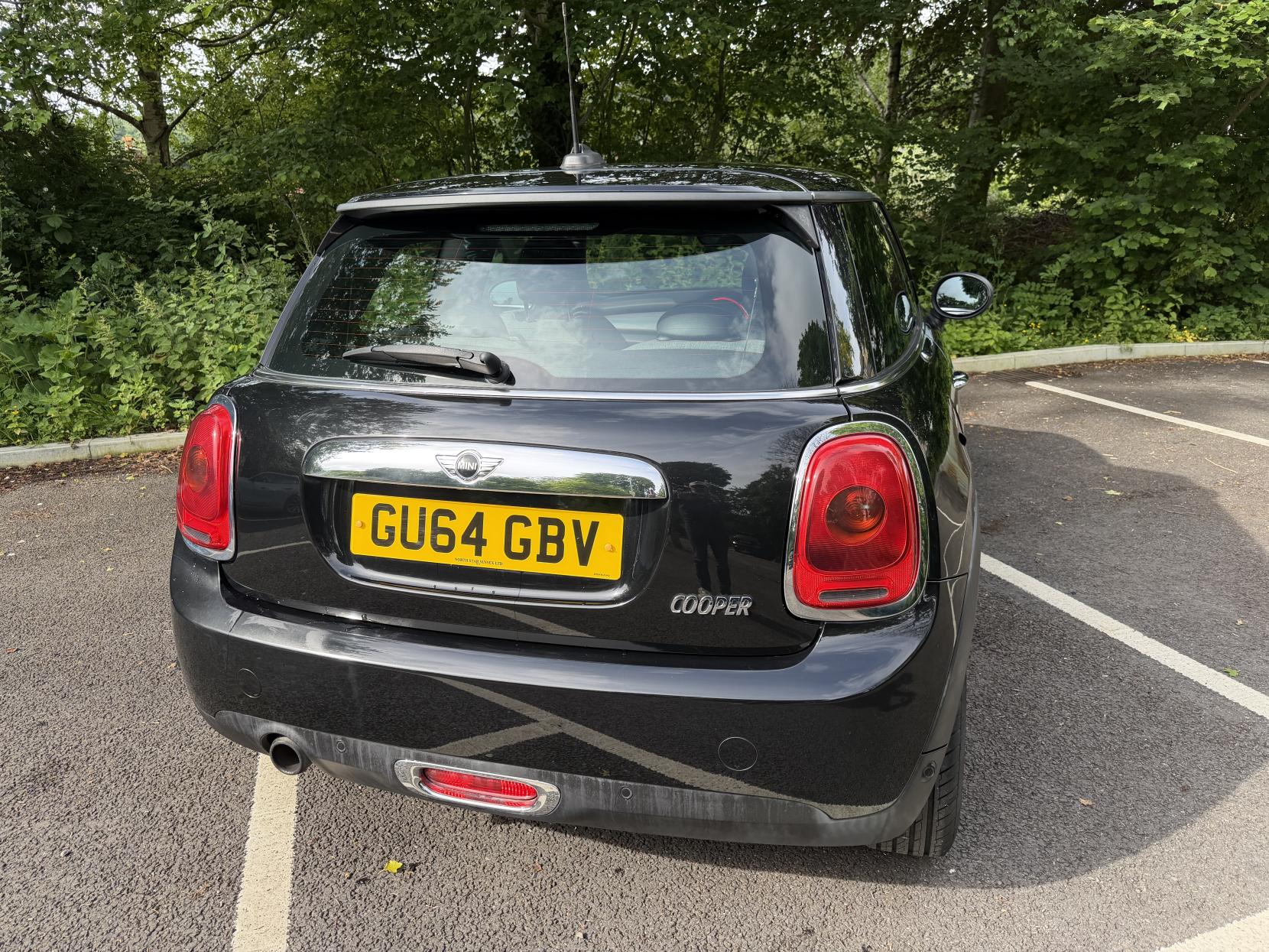 2014 Mini Hatch thumbnail 23