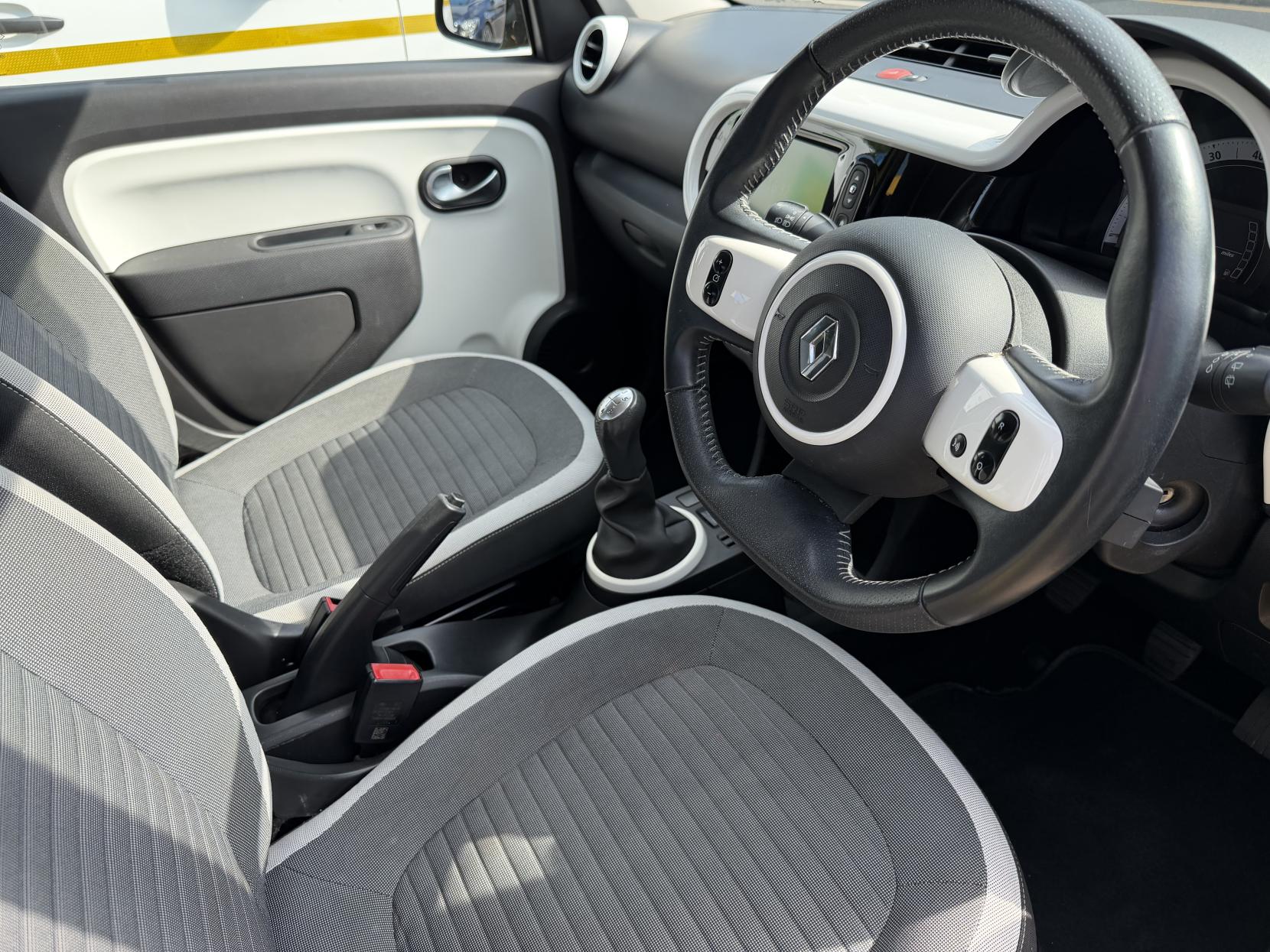 2014 Renault Twingo thumbnail 6