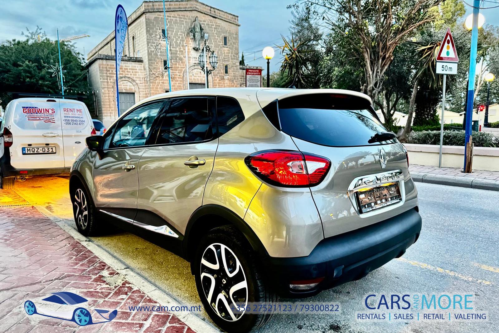 Renault Captur 1.2 Dynamic (Japan import)