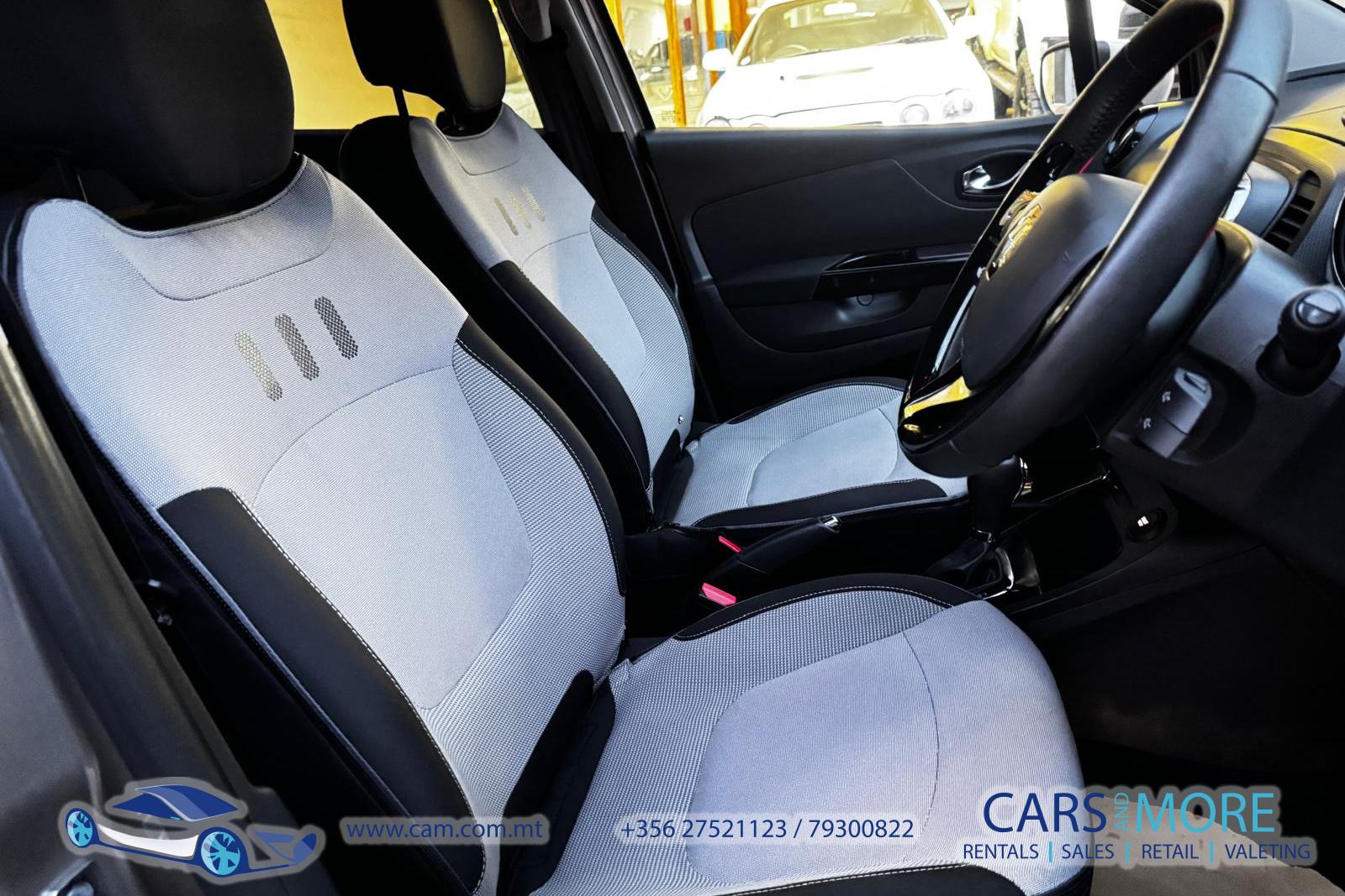 Renault Captur 1.2 Dynamic (Japan import)