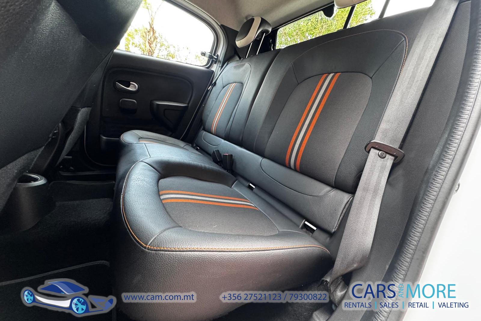 Renault Twingo 0.9 TCe Dynamique S 5dr 0.9 TCe Dynamique S 5dr