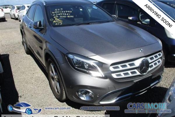 Mercedes-Benz GLA 180 1.6