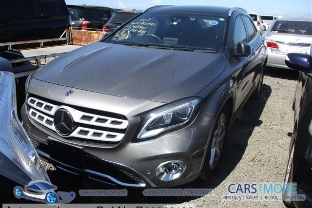 Mercedes-Benz GLA 180 1.6