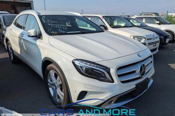Mercedes-Benz GLA 180 1.6