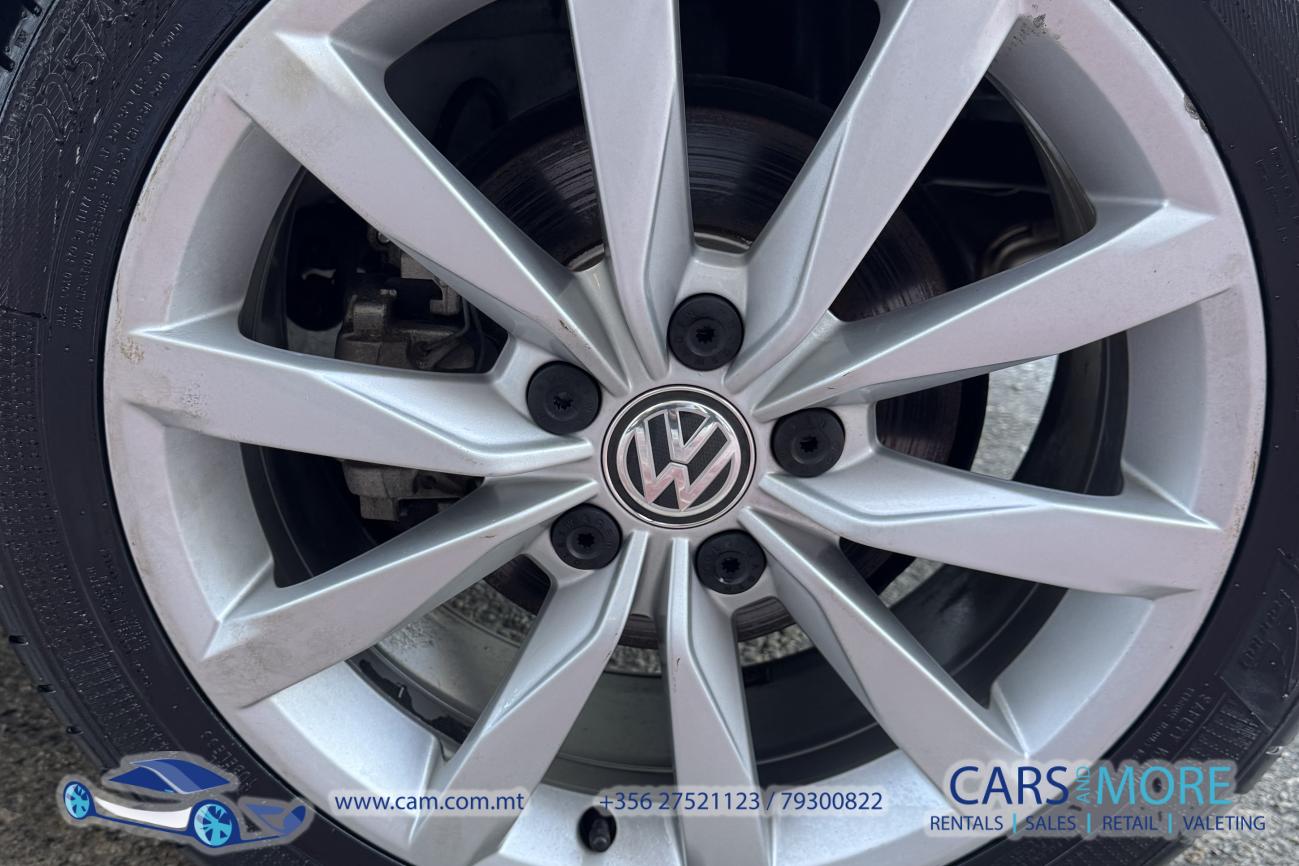 Volkswagen Golf 1.4 TFSI DSG  HIGHLINE MK7.5