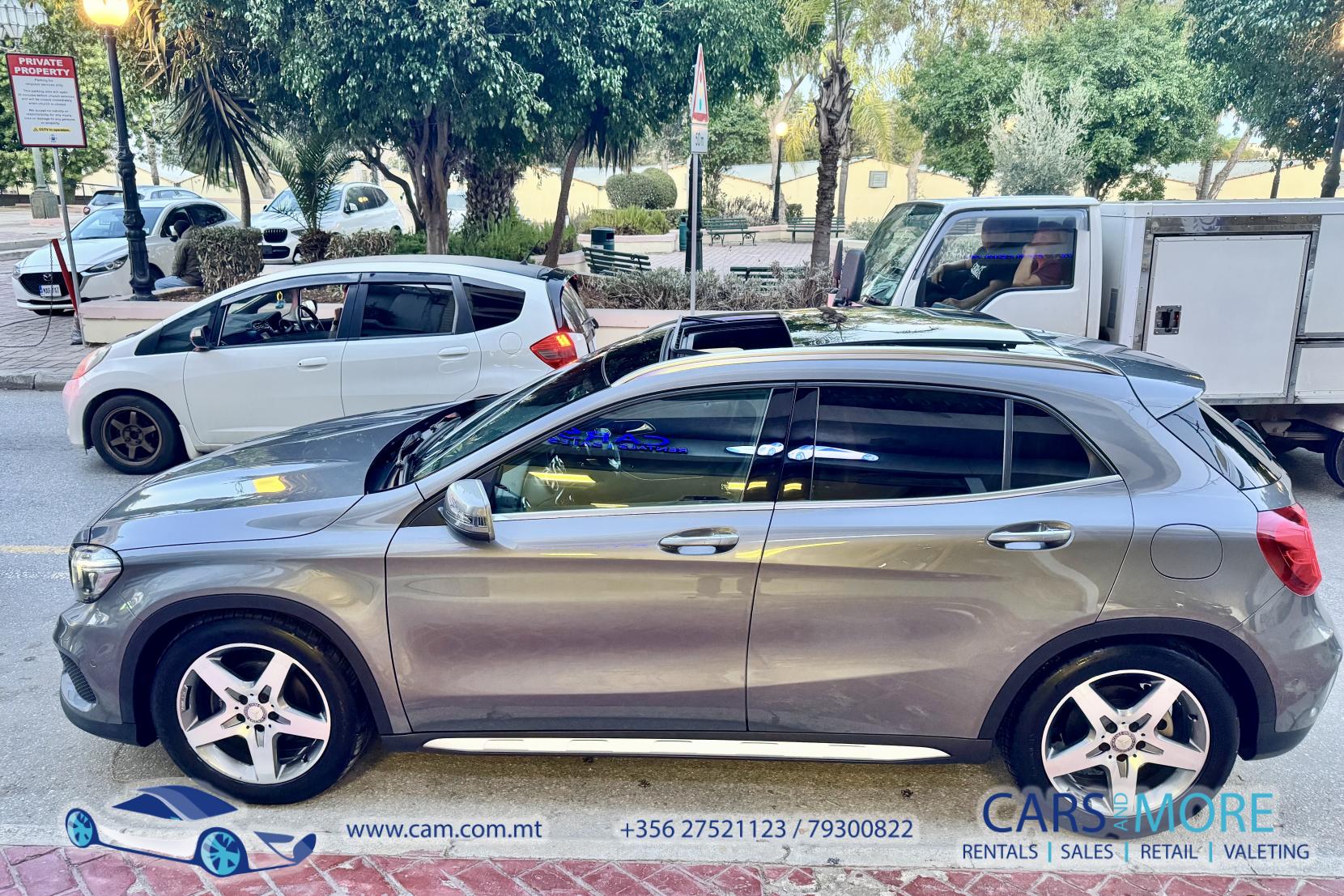 Mercedes-Benz GLA 180 AMG Line Premium Plus! 1.6