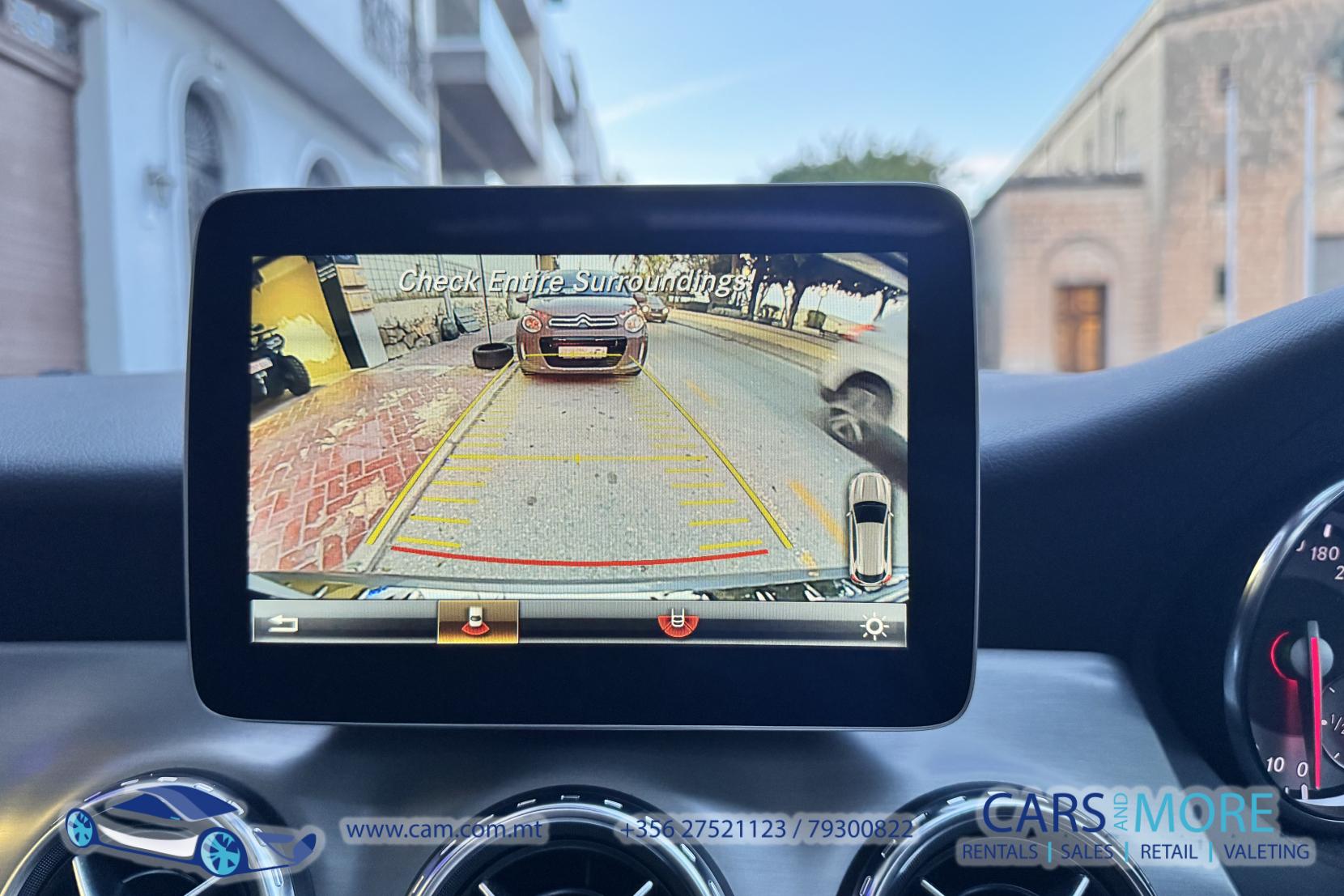 Mercedes-Benz GLA 180 AMG Line Premium Plus! 1.6