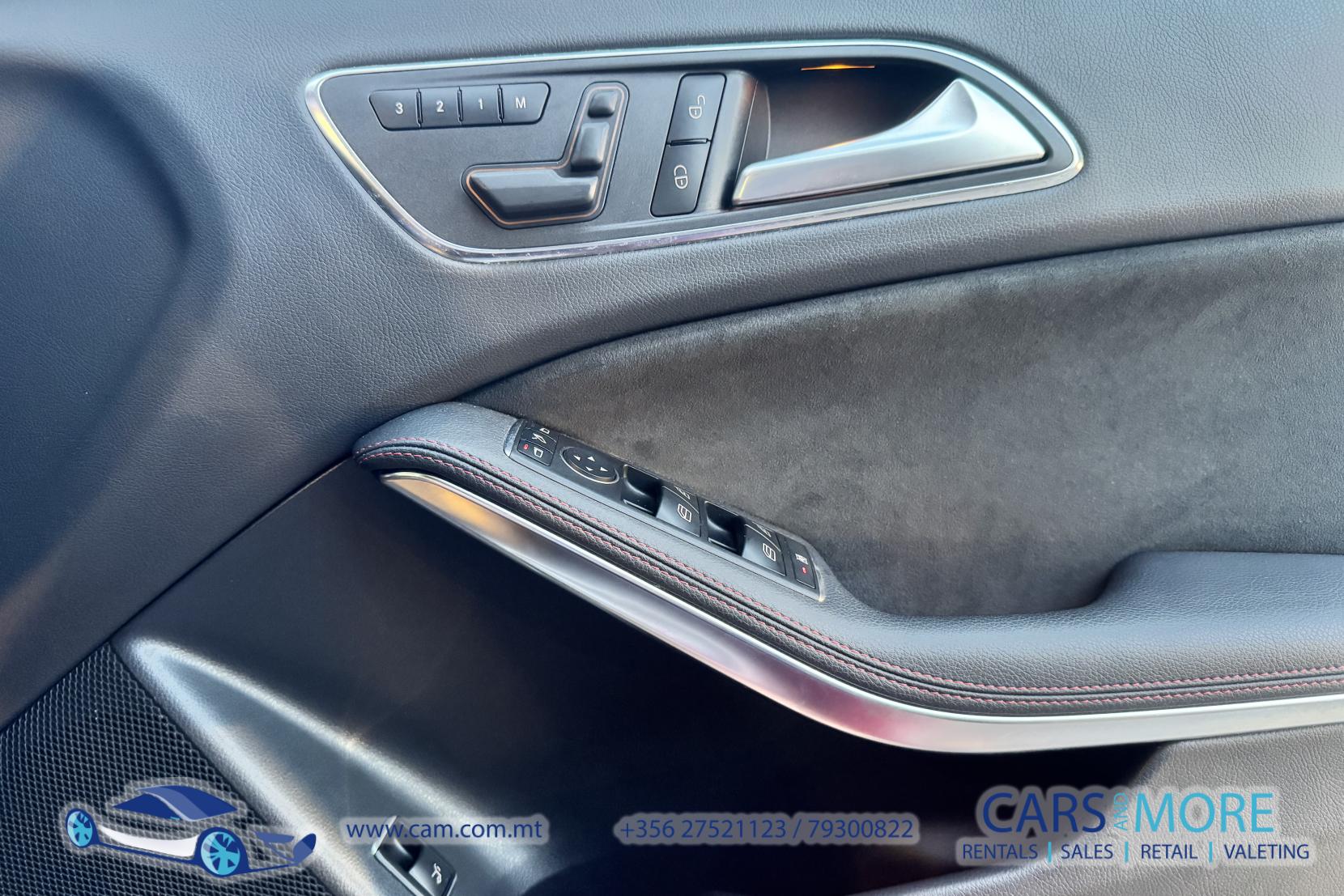 Mercedes-Benz GLA 180 AMG Line Premium Plus! 1.6