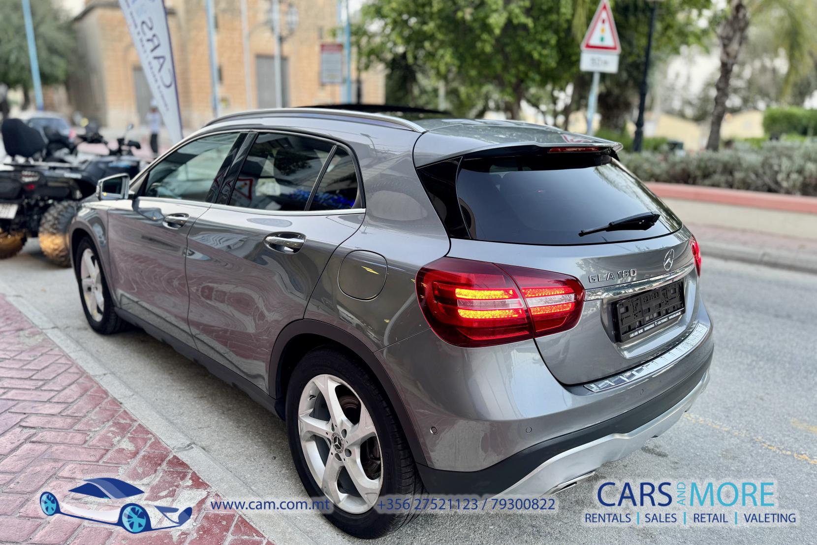 Mercedes-Benz GLA 180 SPORT PREMIUM PLUS 1.6