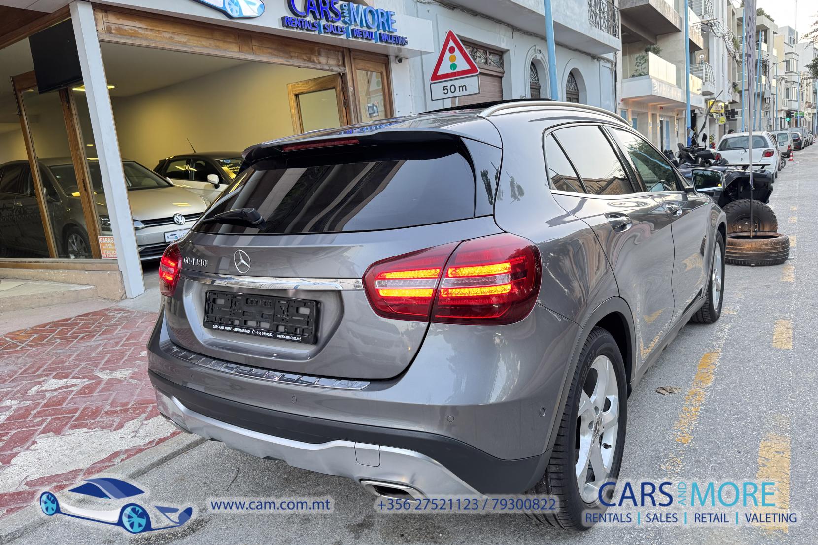 Mercedes-Benz GLA 180 SPORT PREMIUM PLUS 1.6