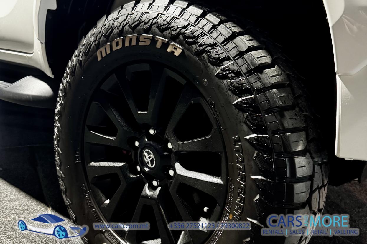 Toyota Hilux GR Automatic 2.4