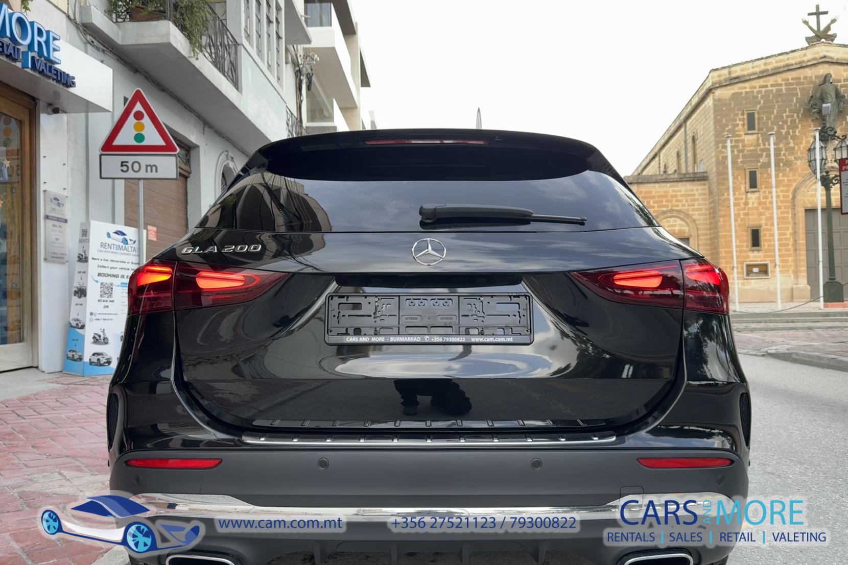 Mercedes-Benz GLA 200 AMG Premium 1.3