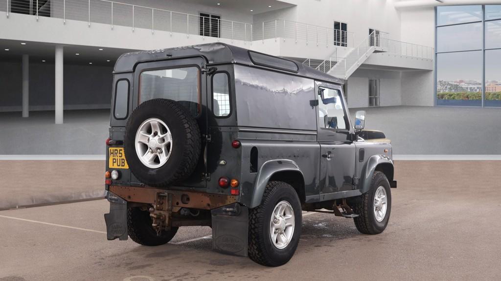 Land Rover Defender 90 2.5 TD5 County Hard Top SUV 3dr Diesel Manual SWB (282 g/km, 120 bhp)