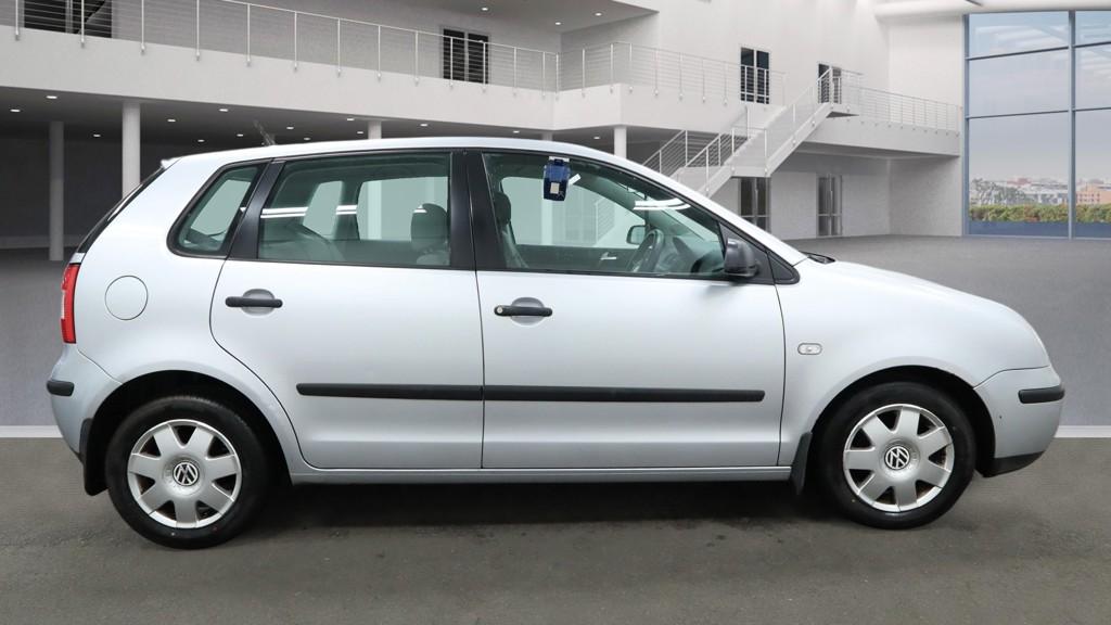 Volkswagen Polo 1.4 Twist Hatchback 5dr Petrol Automatic (182 g/km, 75 bhp)